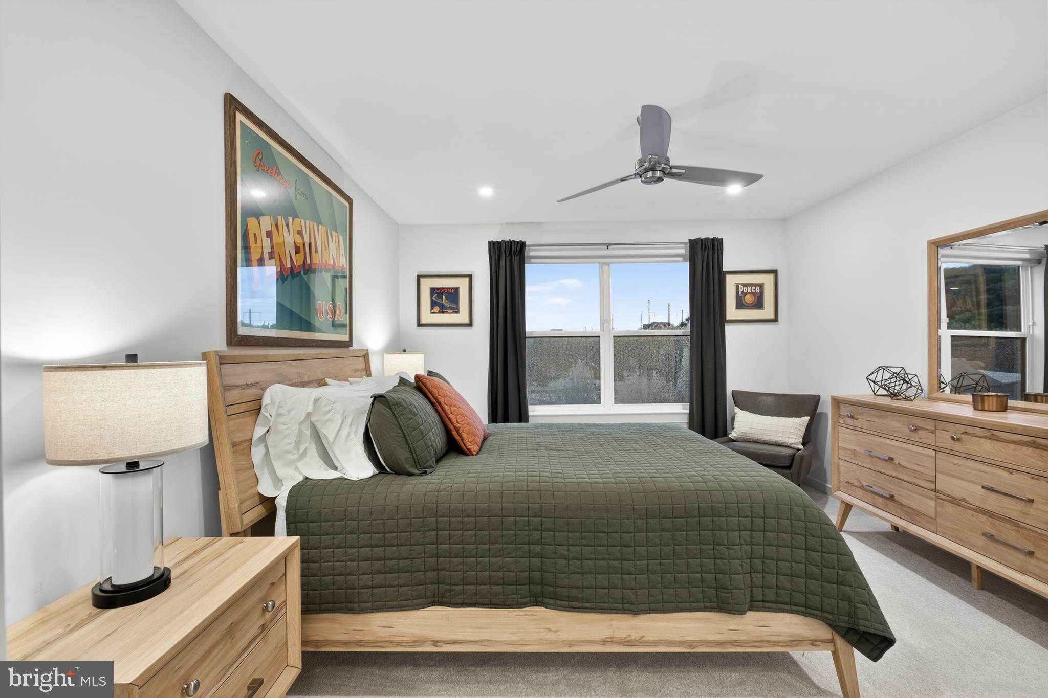 RIVER PLACE - Residential
