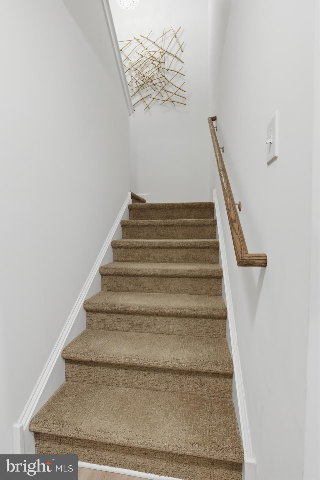 RIVER PLACE - Residential