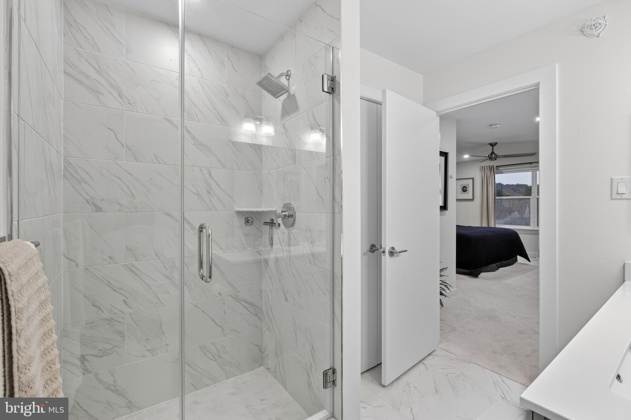 RIVER PLACE - Residential