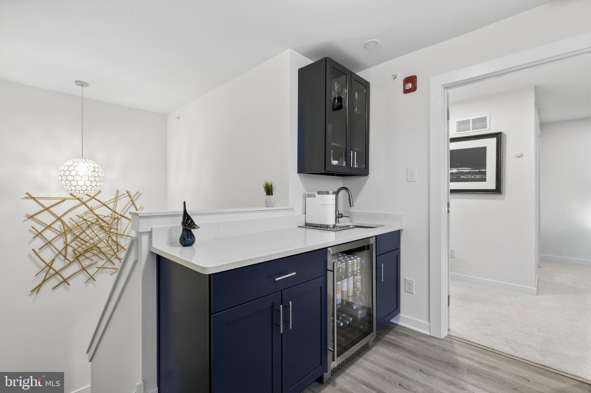 RIVER PLACE - Residential
