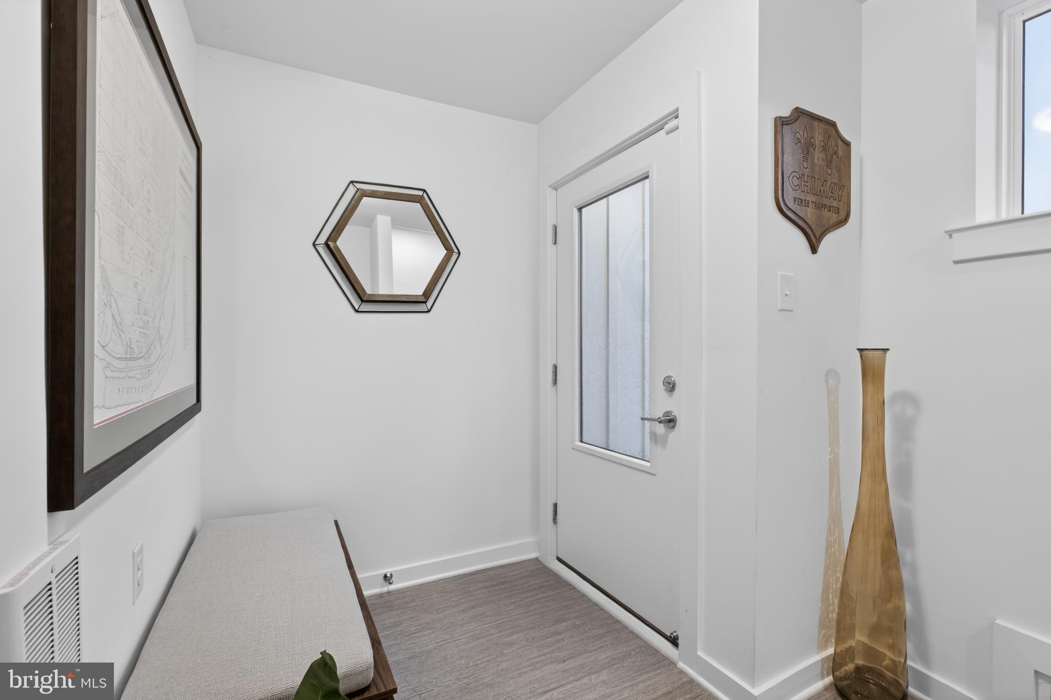 RIVER PLACE - Residential