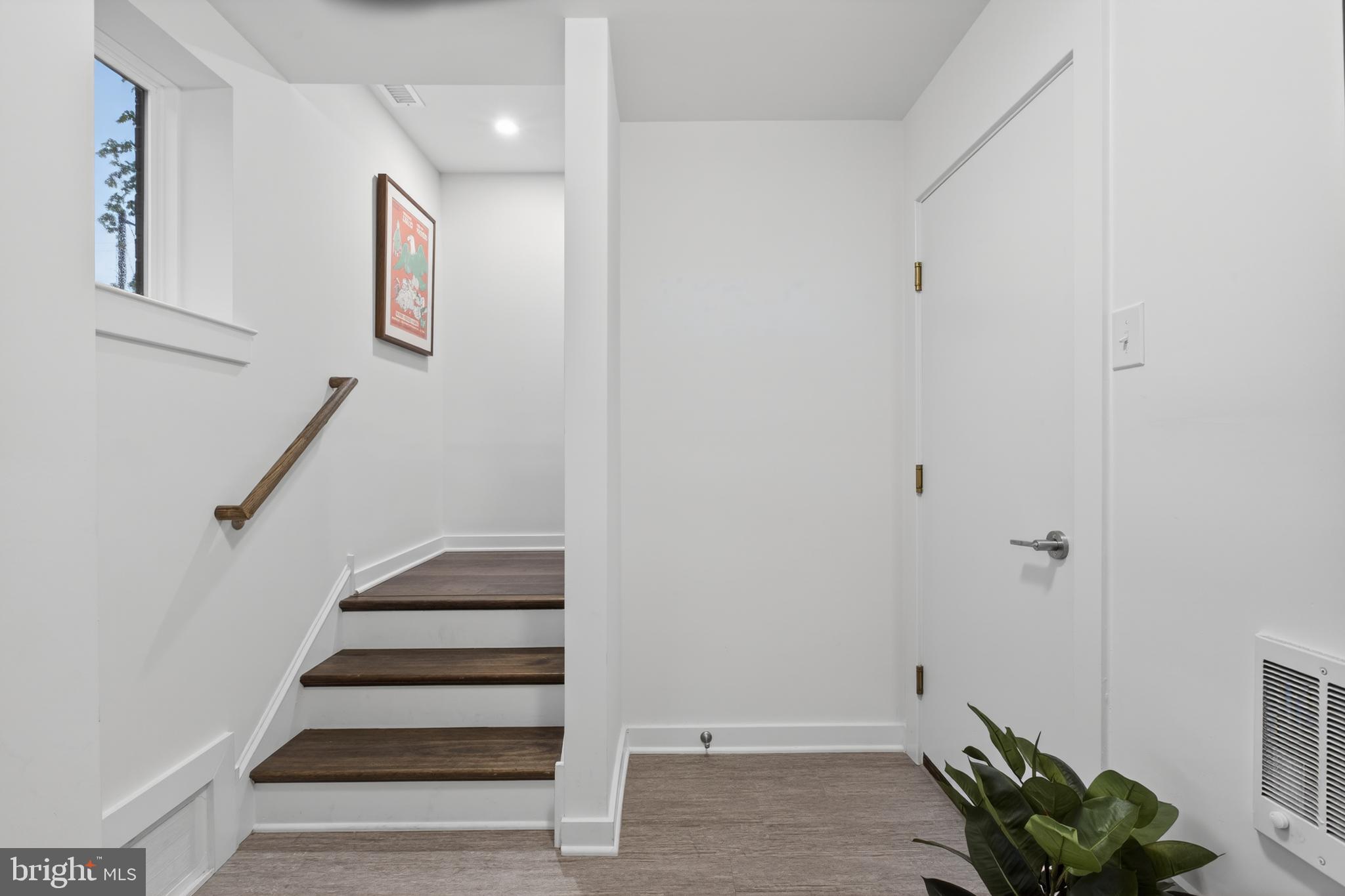 RIVER PLACE - Residential