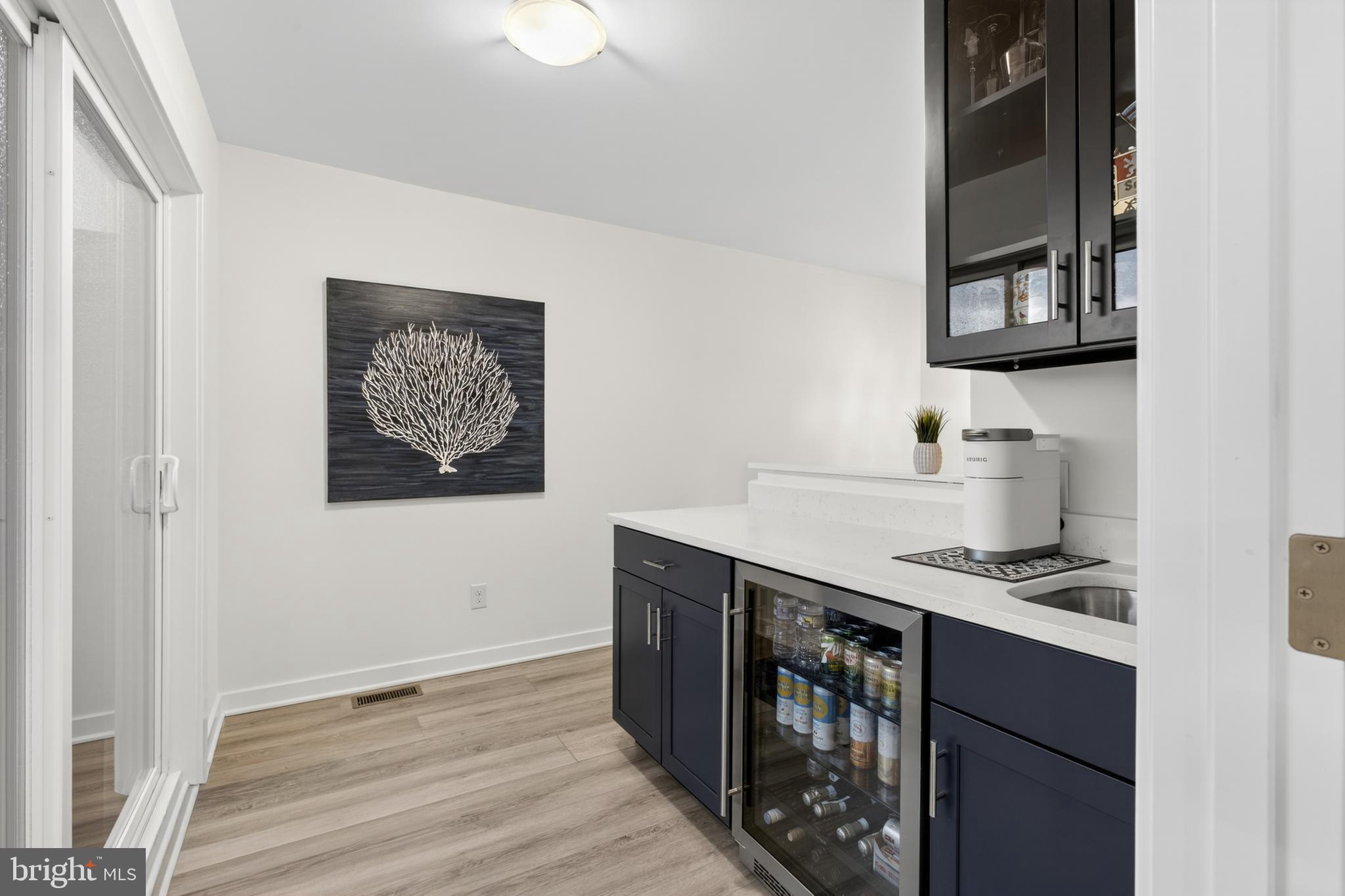RIVER PLACE - Residential
