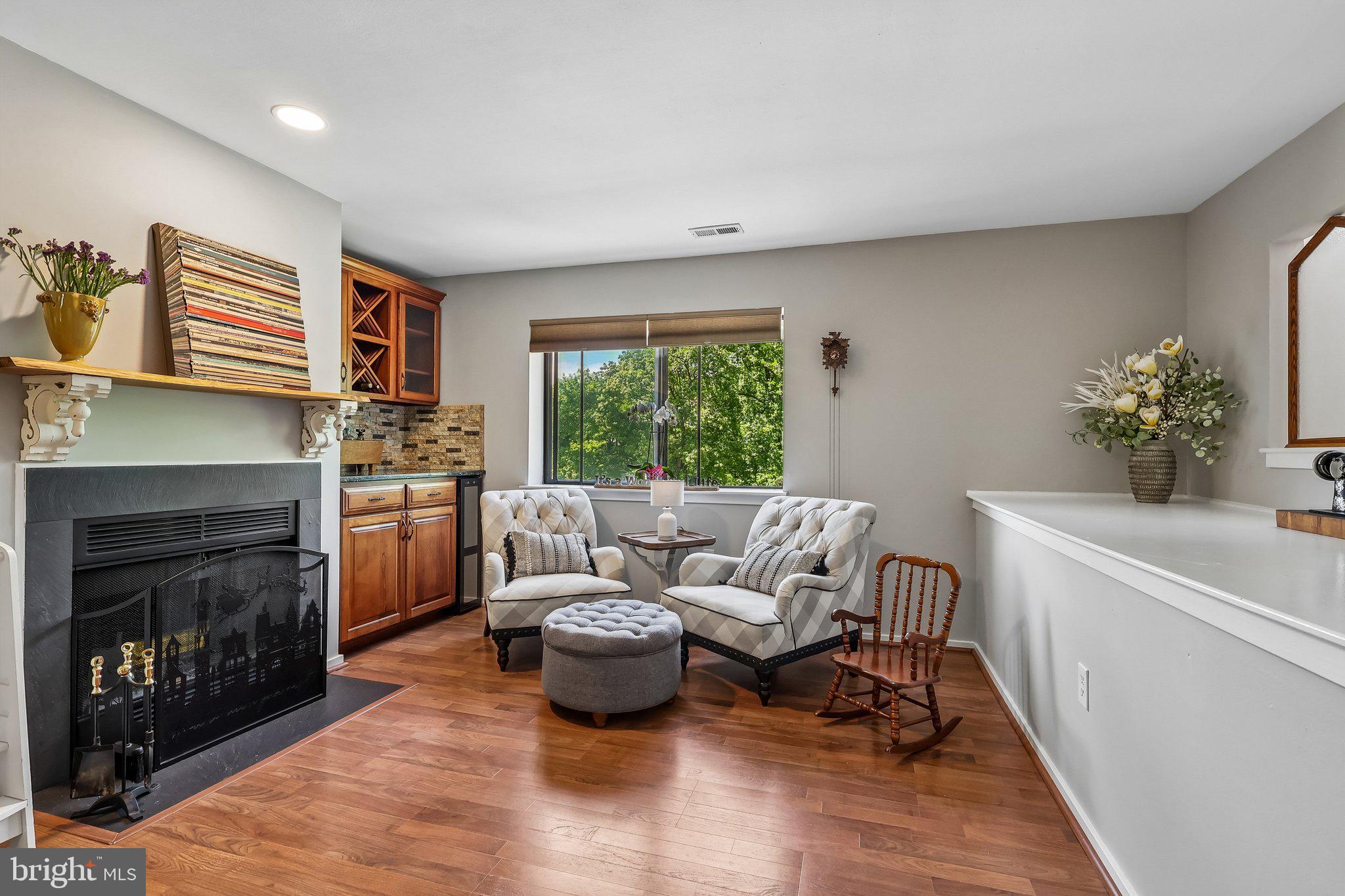 LYNETREE - Residential