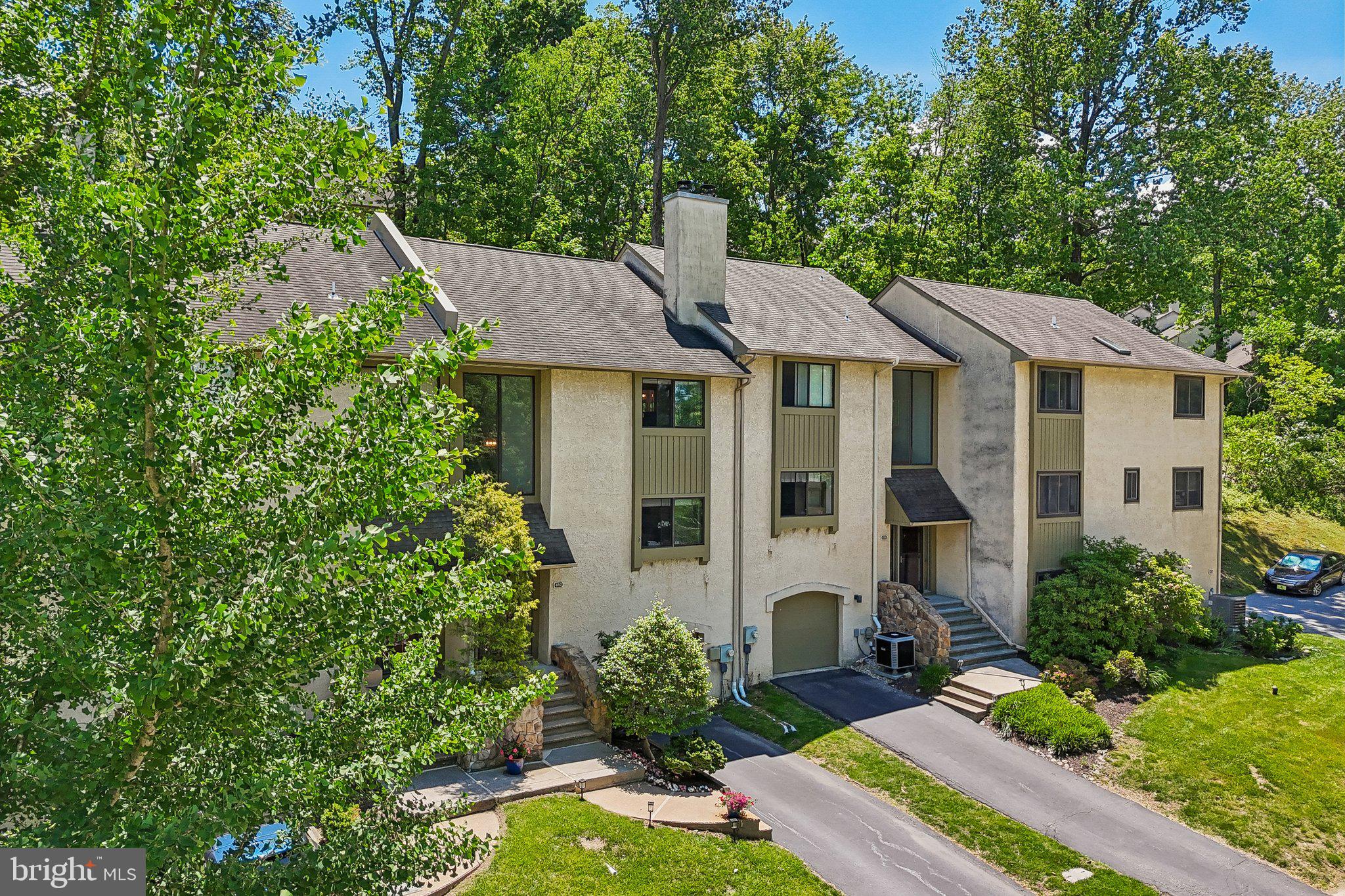 LYNETREE - Residential