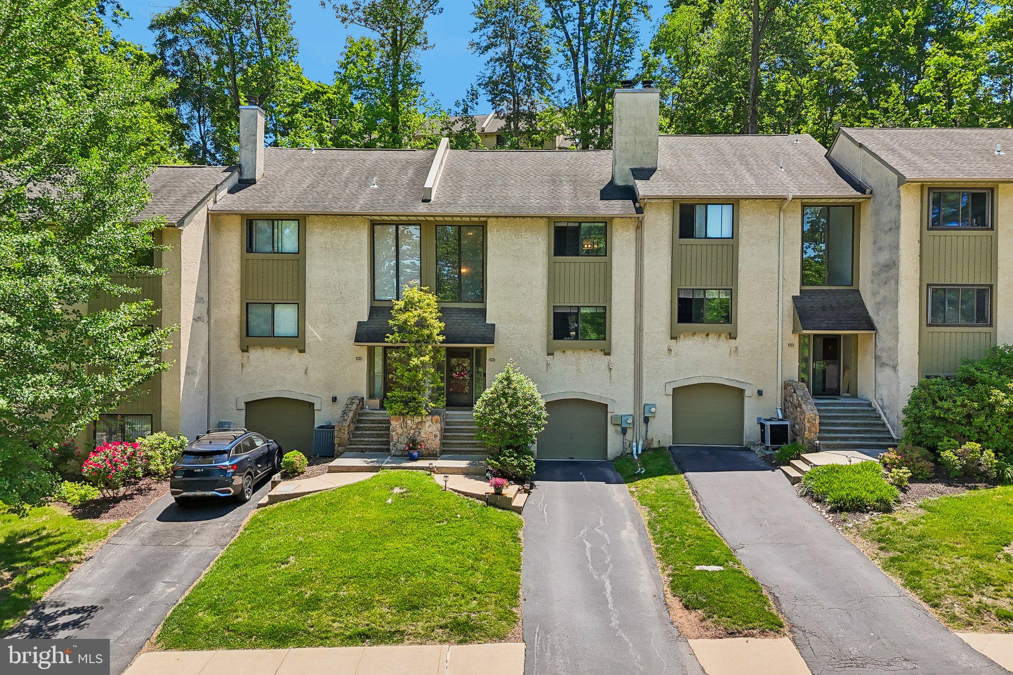 LYNETREE - Residential