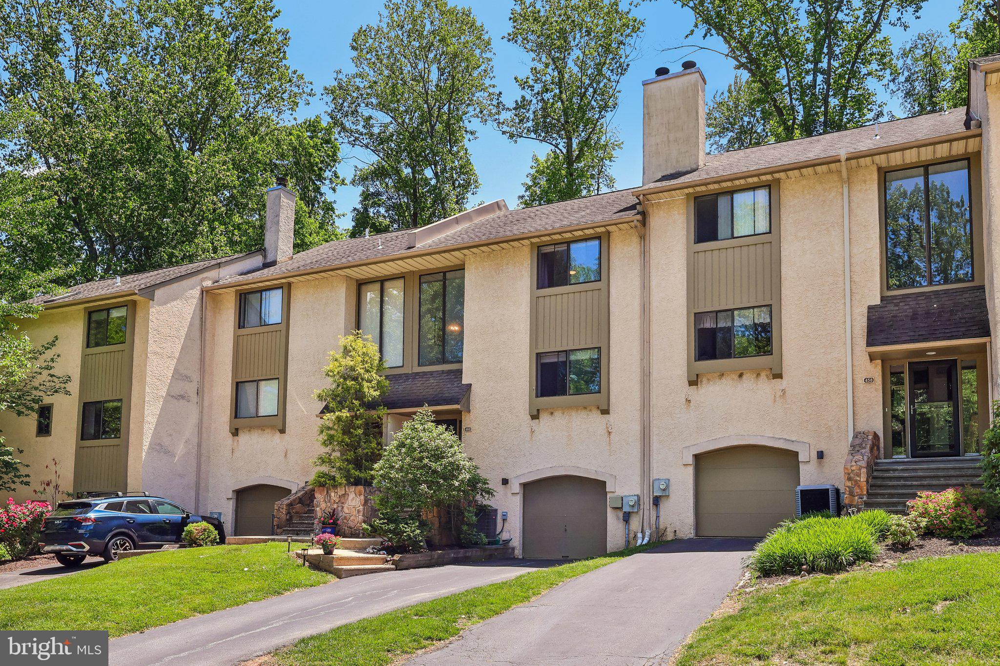 LYNETREE - Residential