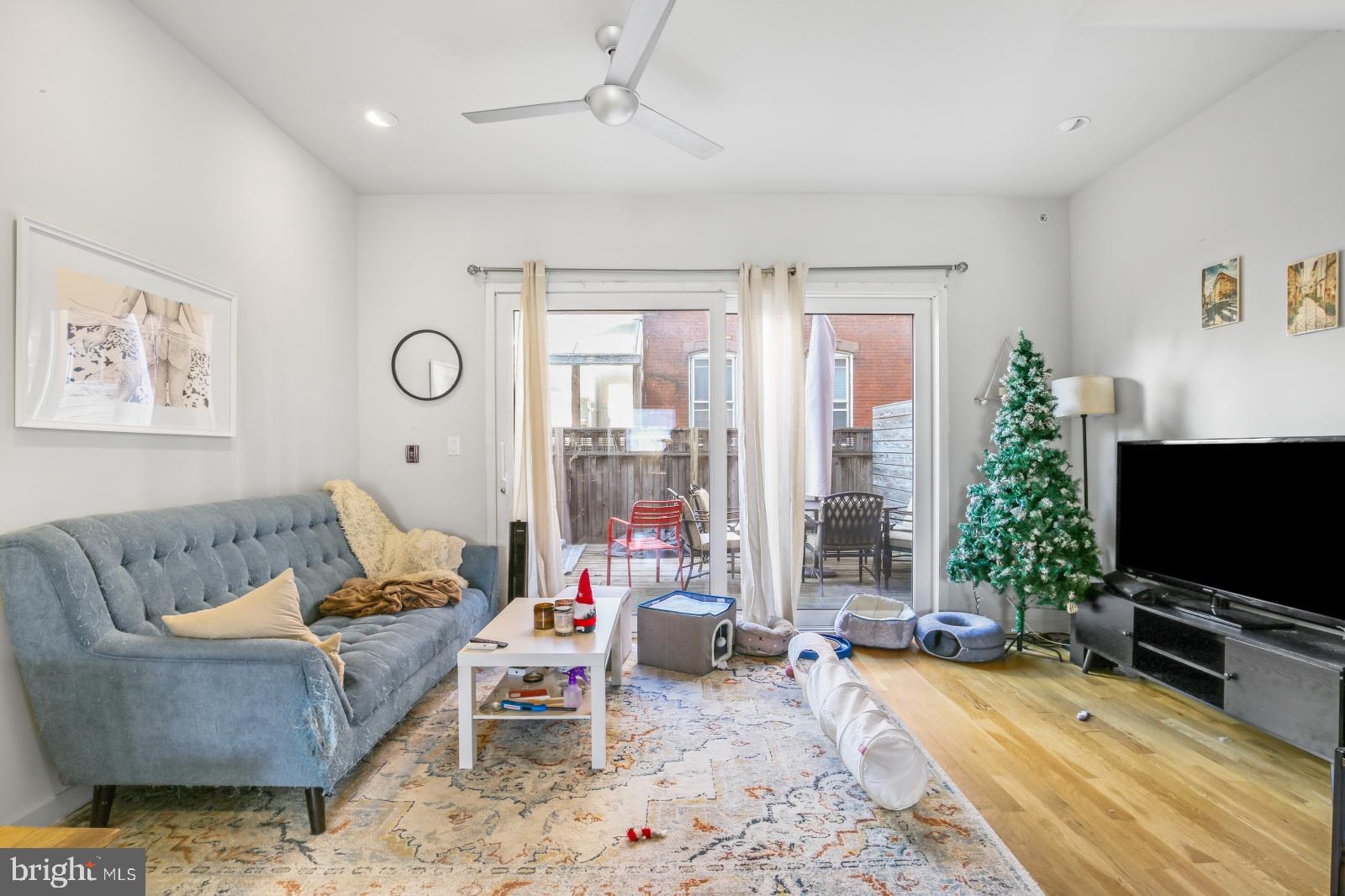 FISHTOWN - Residential Lease