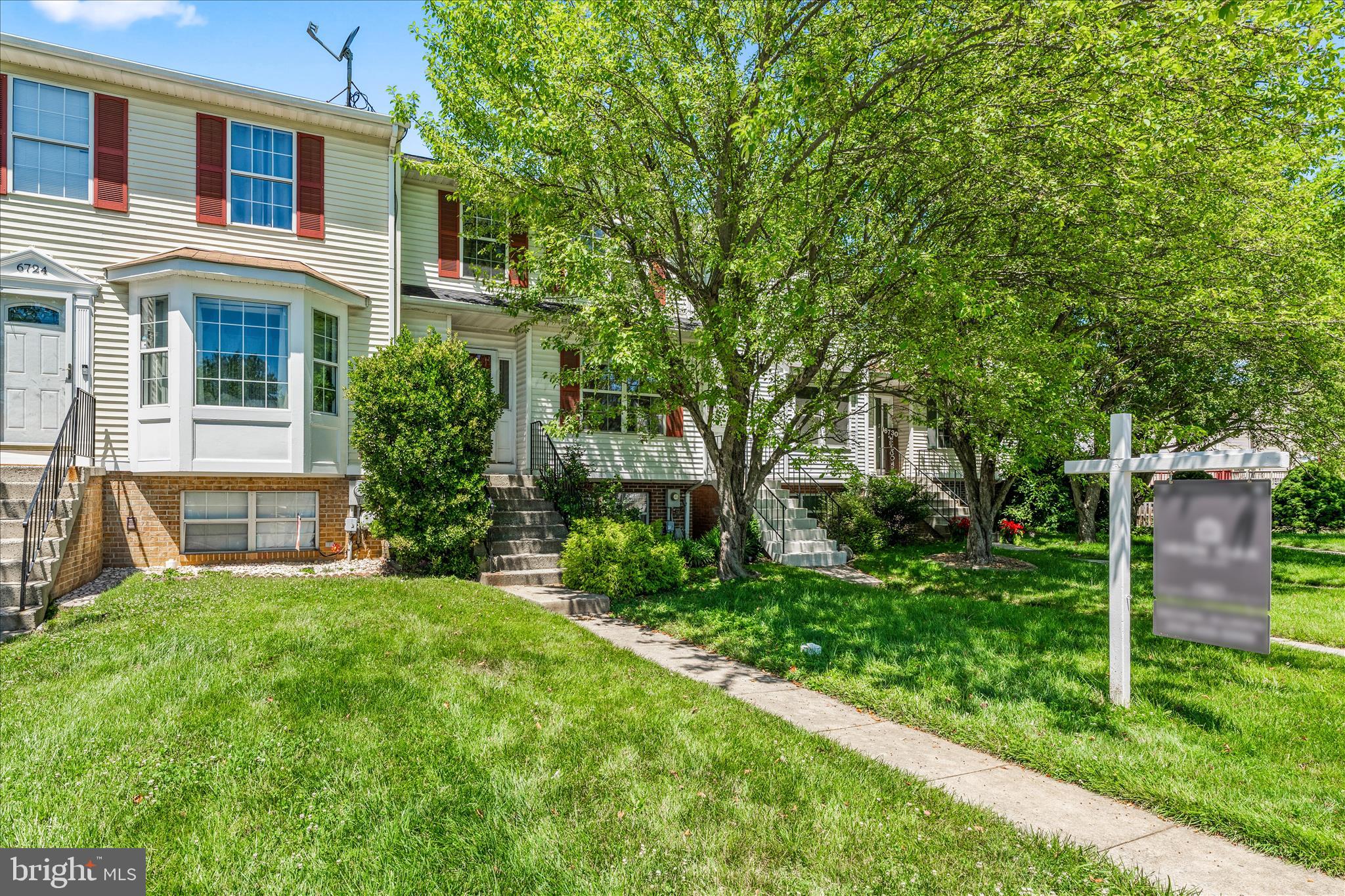 ROBIN MEADOWS - Residential