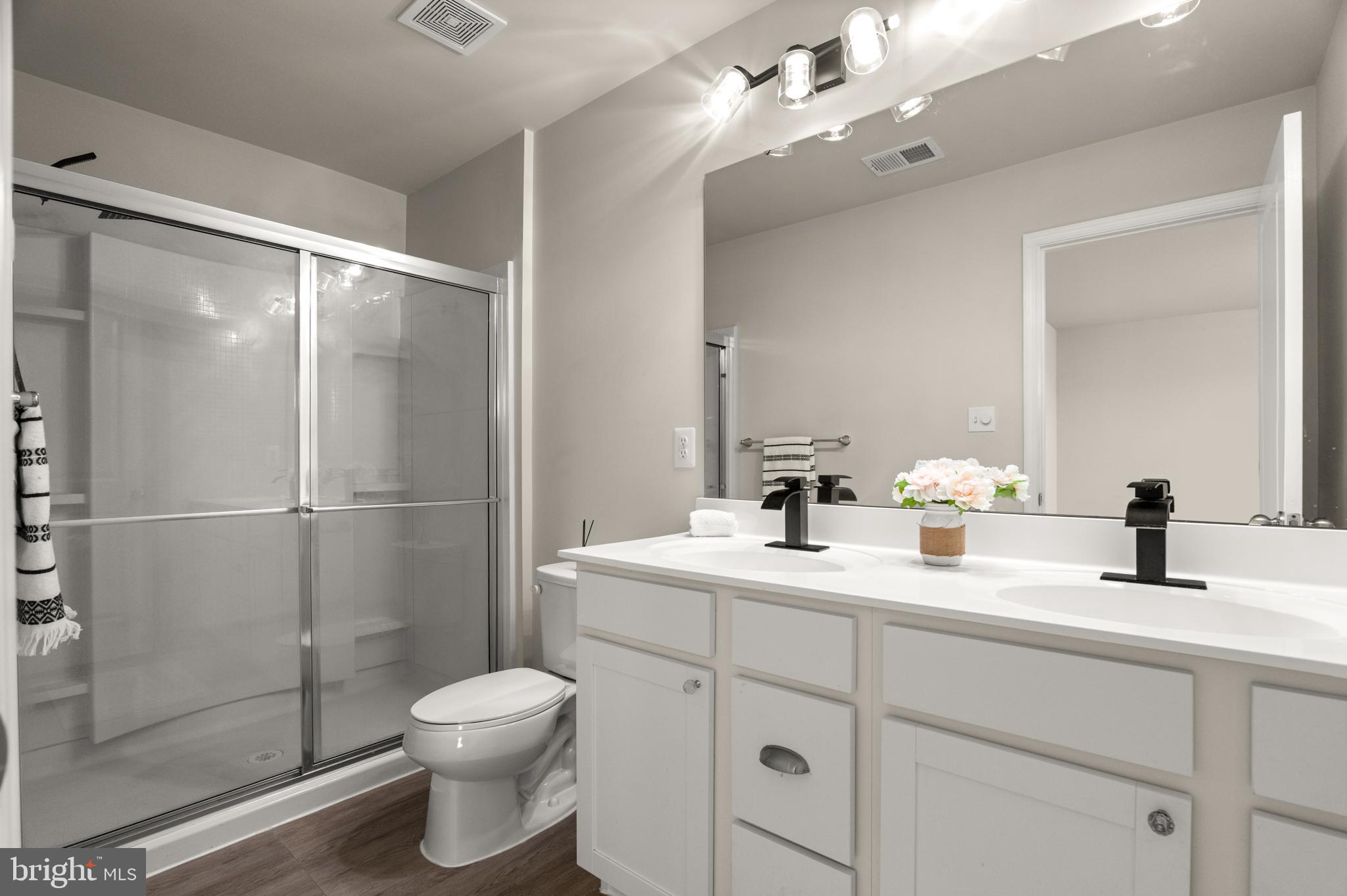 CHANDLERS GLEN - Residential