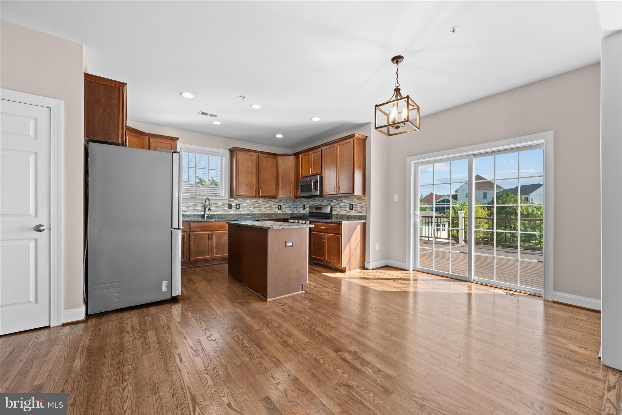 ROYAL OAKS - Residential