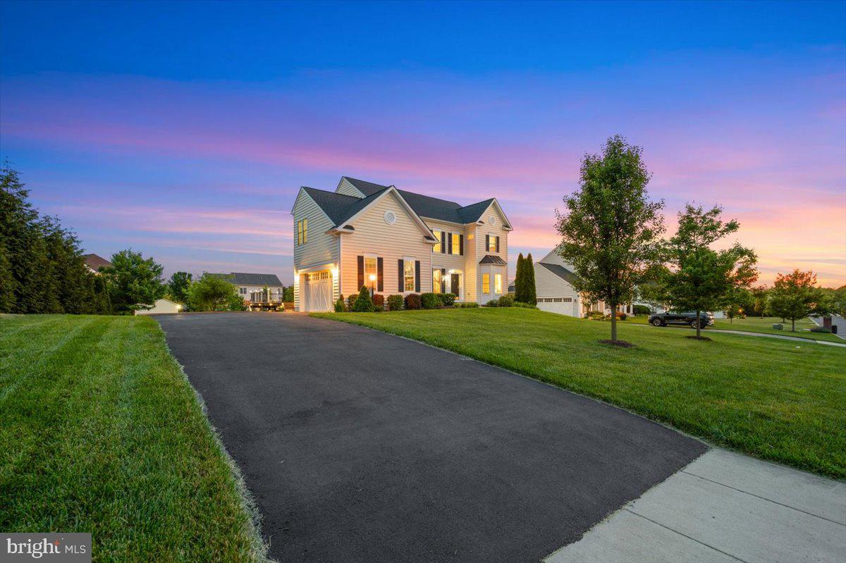 ROYAL OAKS - Residential