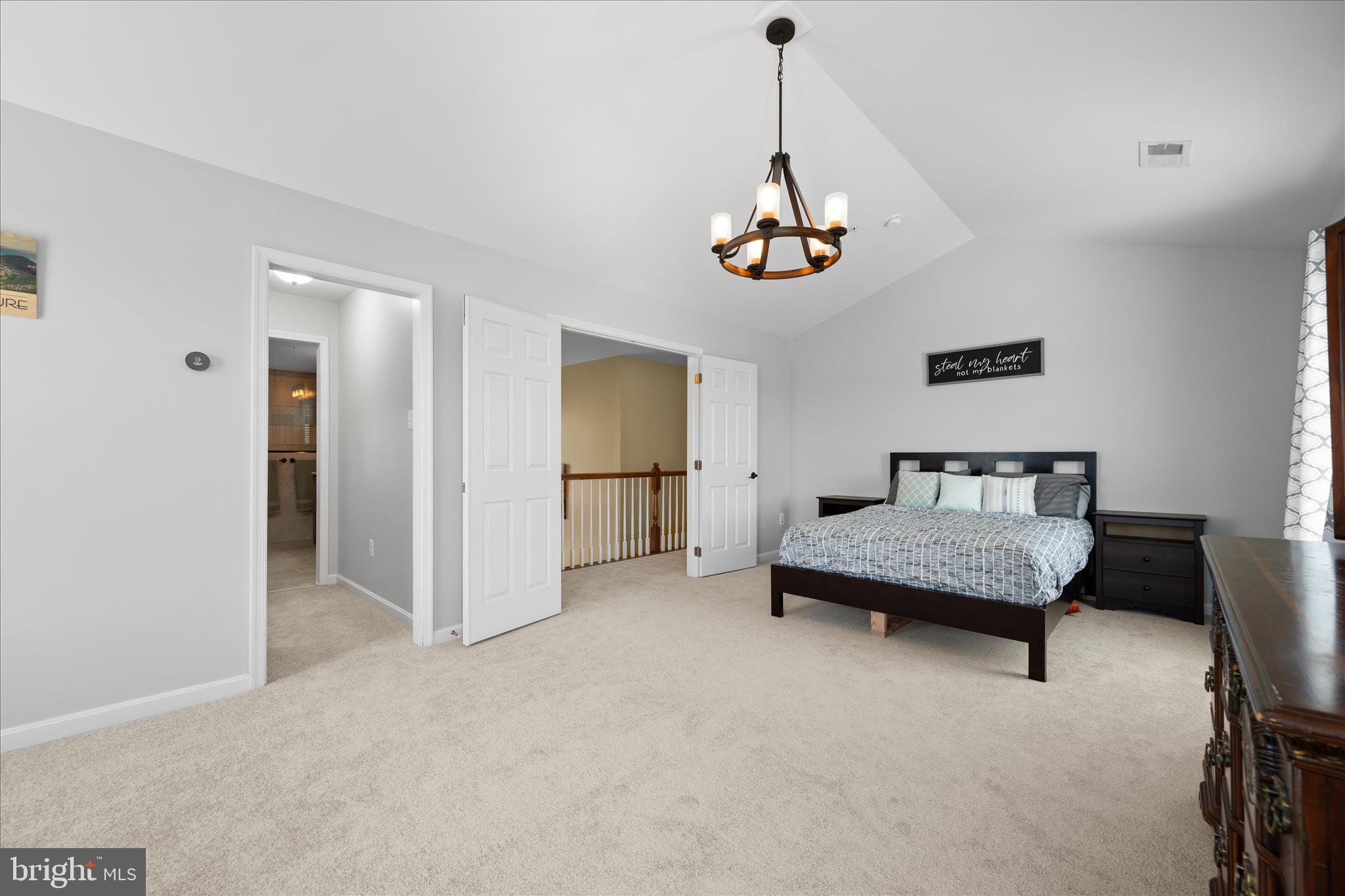 ROYAL OAKS - Residential