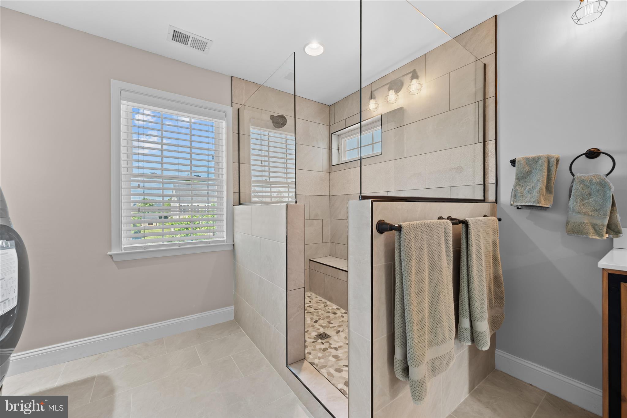 ROYAL OAKS - Residential