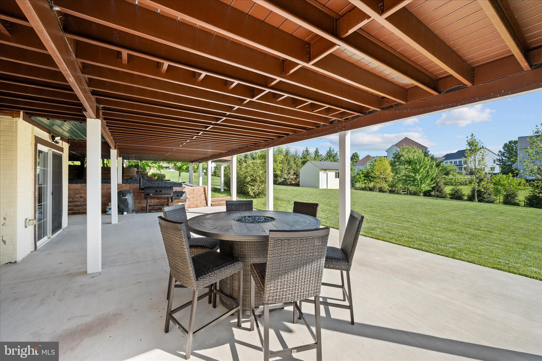 ROYAL OAKS - Residential