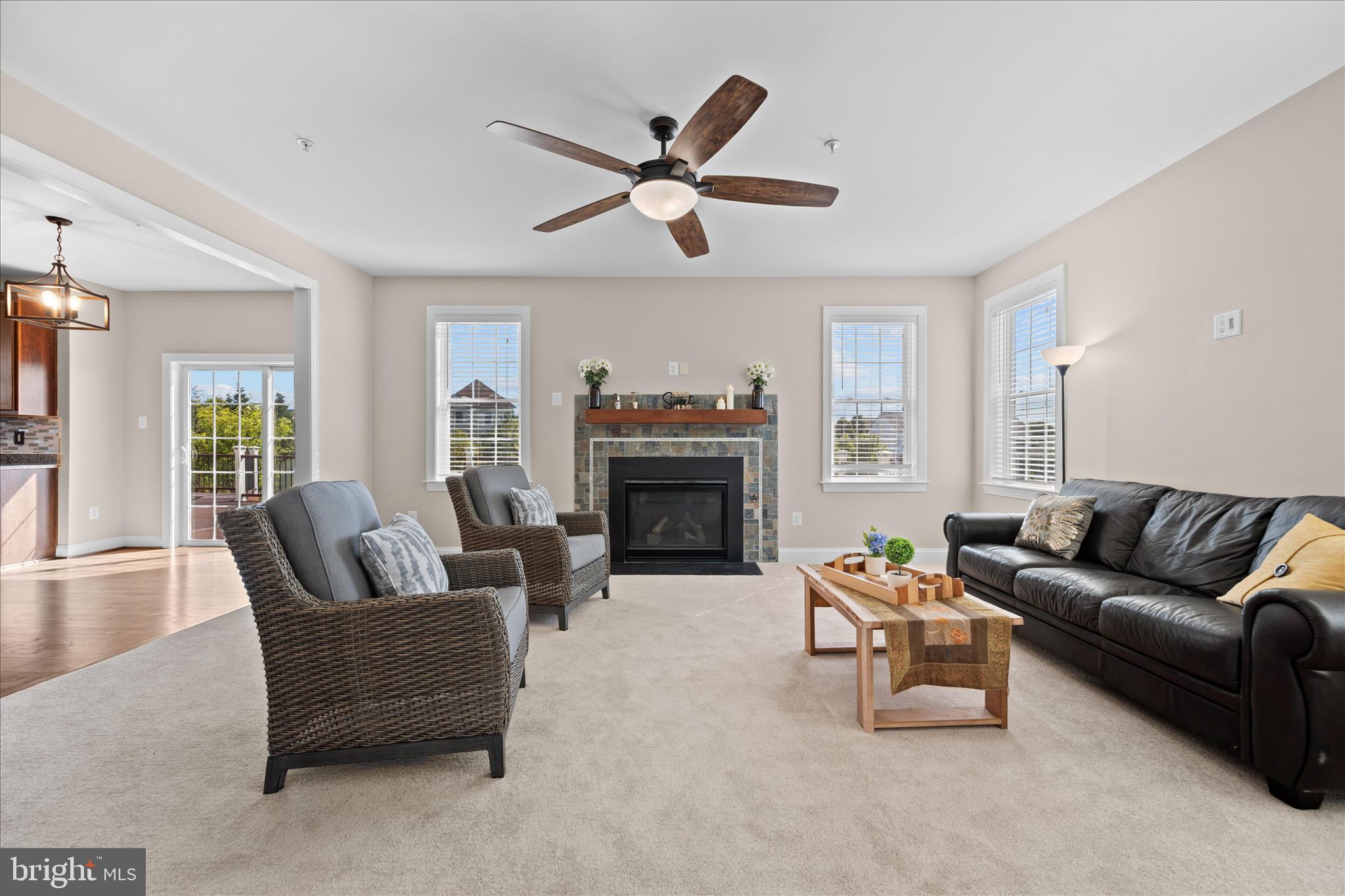 ROYAL OAKS - Residential