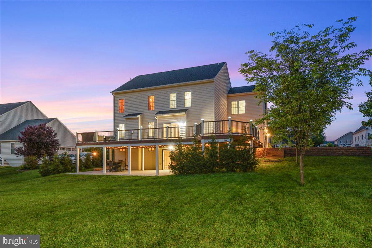 ROYAL OAKS - Residential