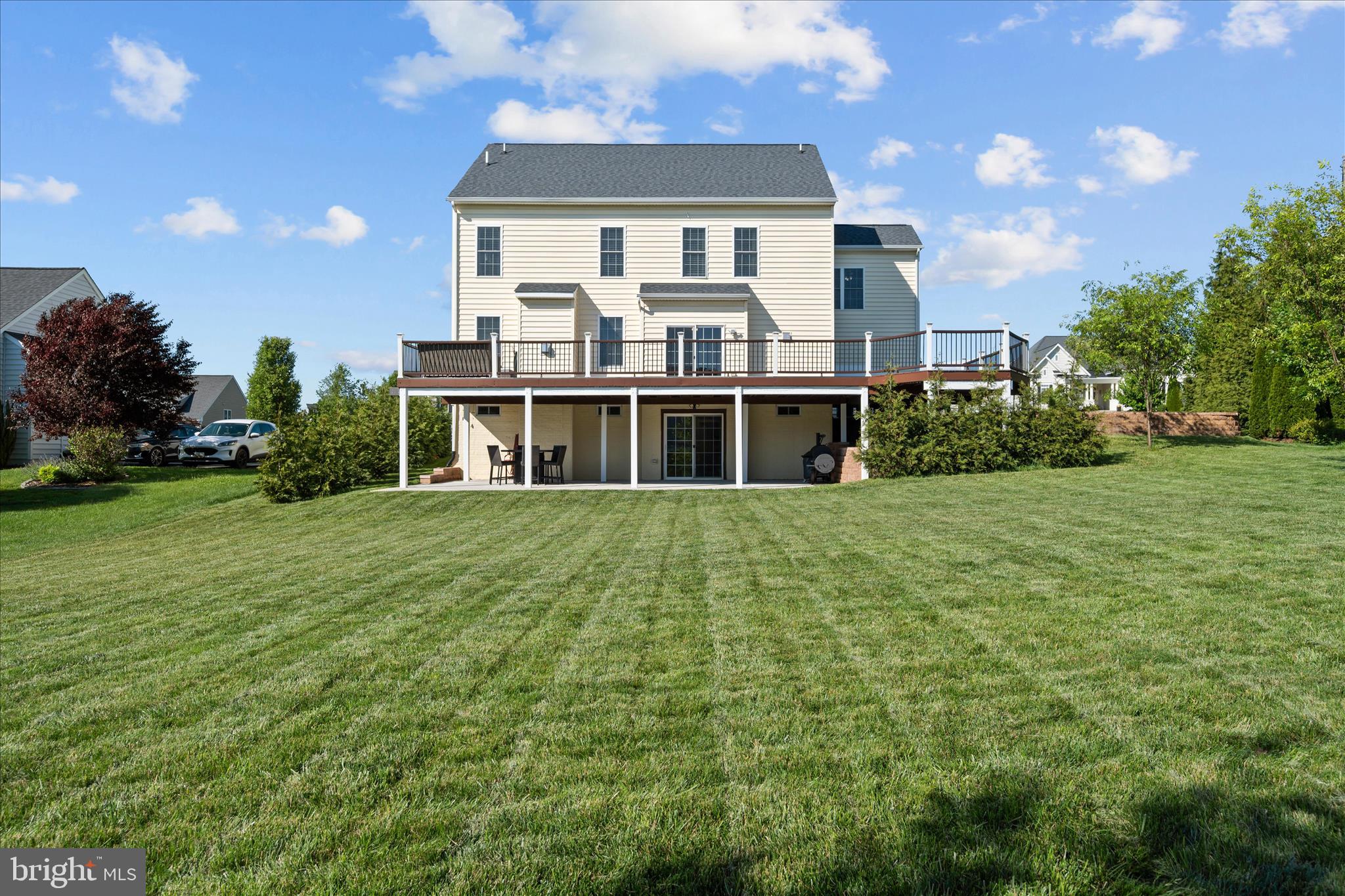 ROYAL OAKS - Residential