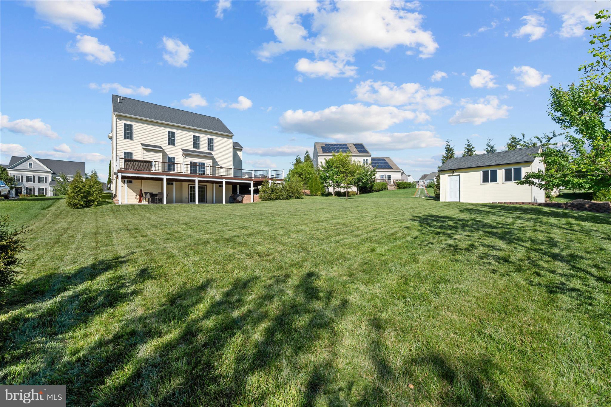 ROYAL OAKS - Residential
