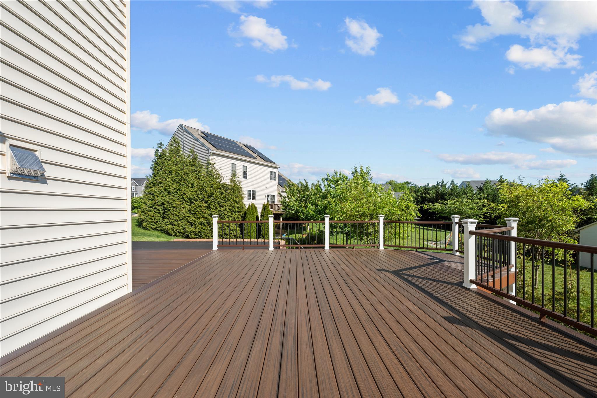 ROYAL OAKS - Residential