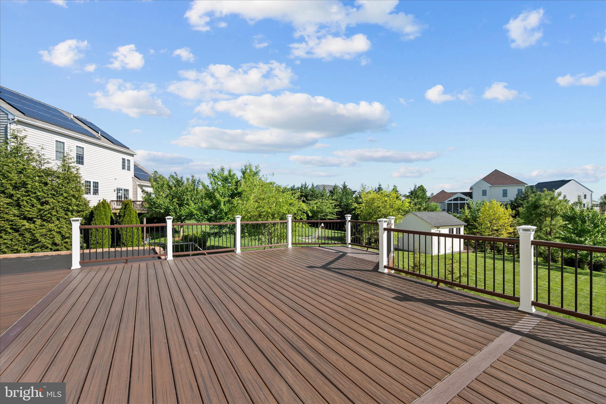 ROYAL OAKS - Residential