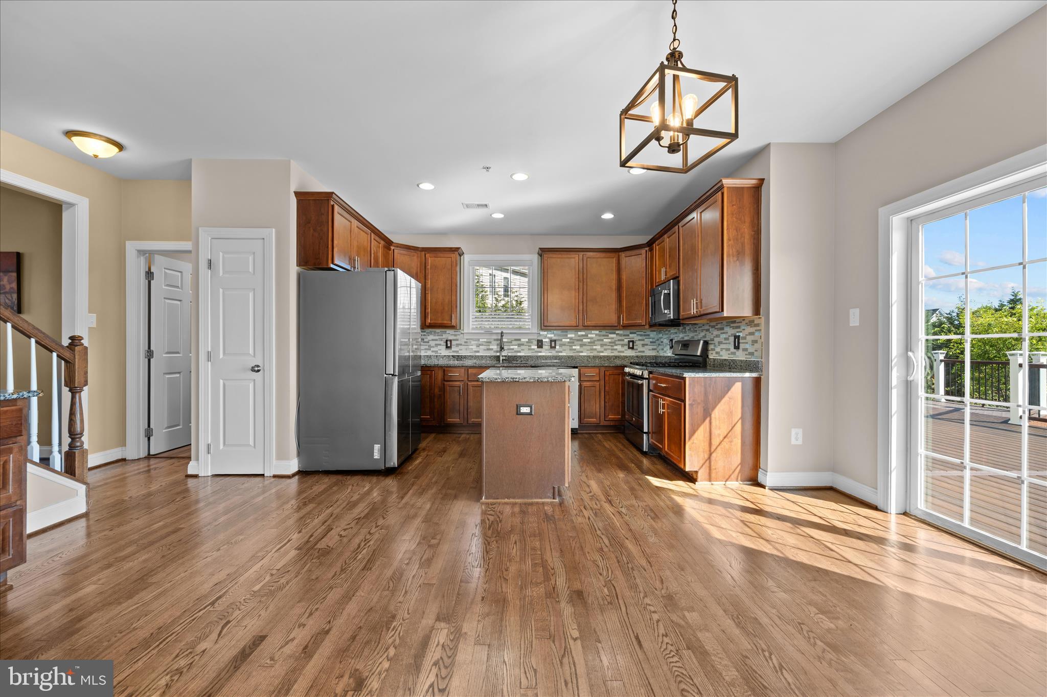 ROYAL OAKS - Residential