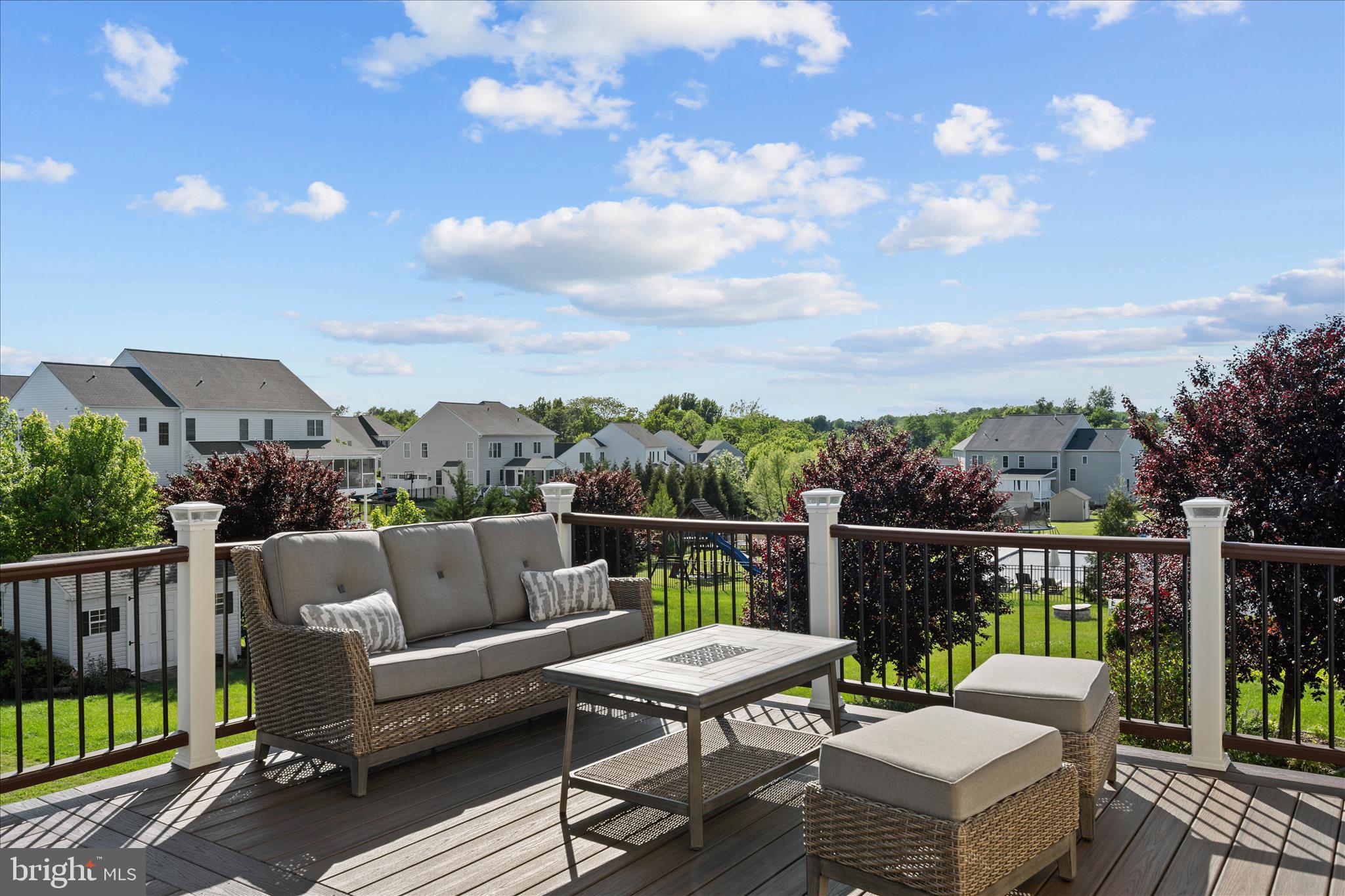 ROYAL OAKS - Residential