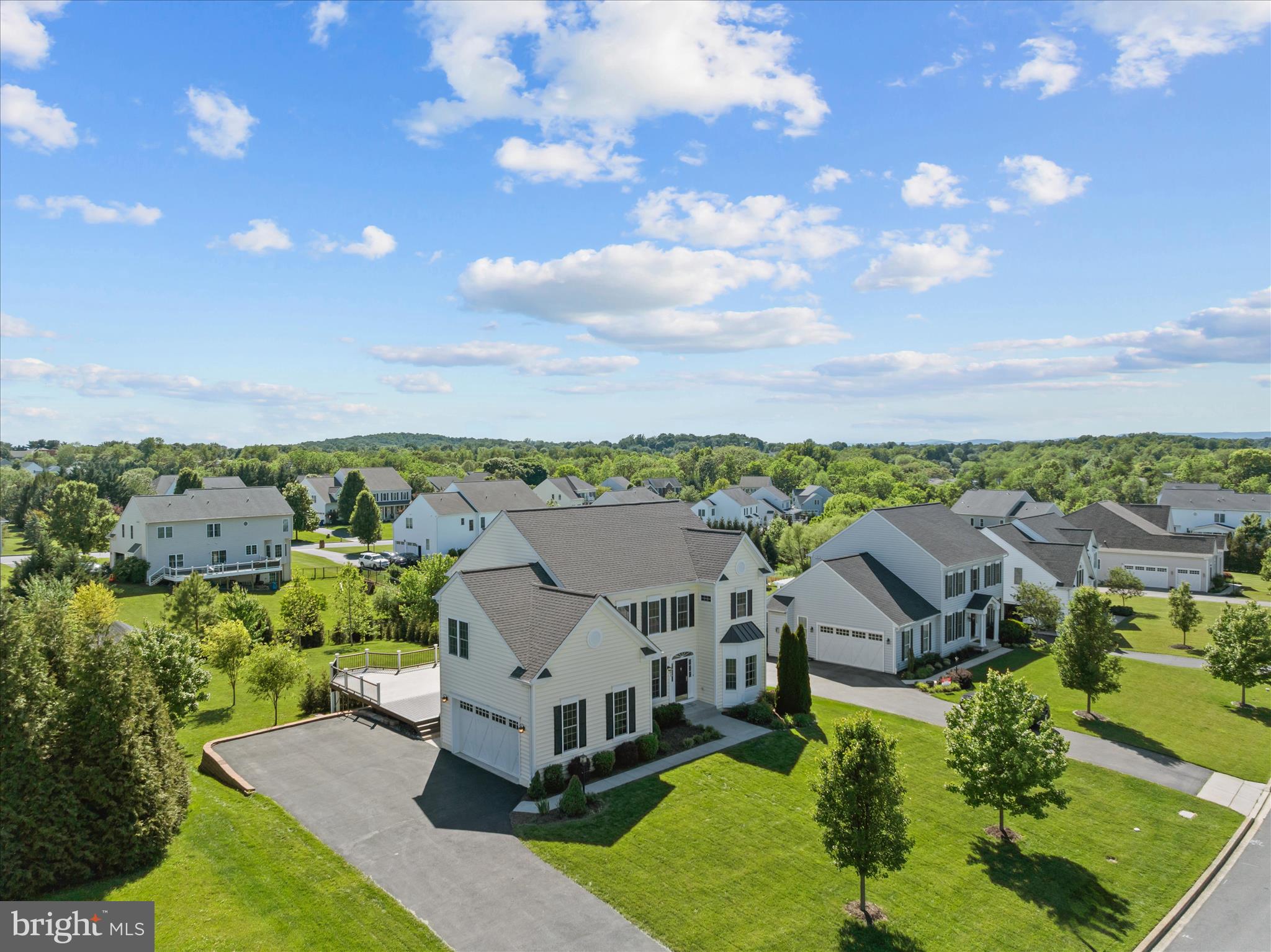 ROYAL OAKS - Residential
