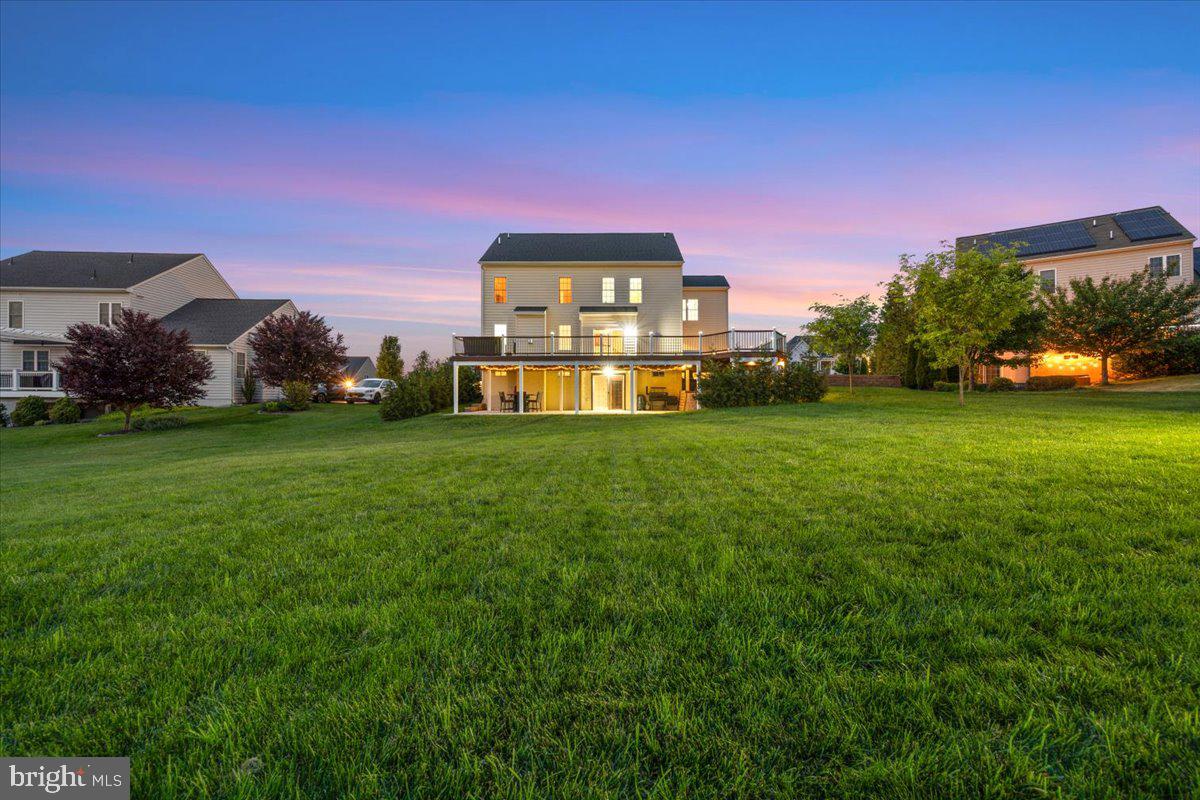 ROYAL OAKS - Residential