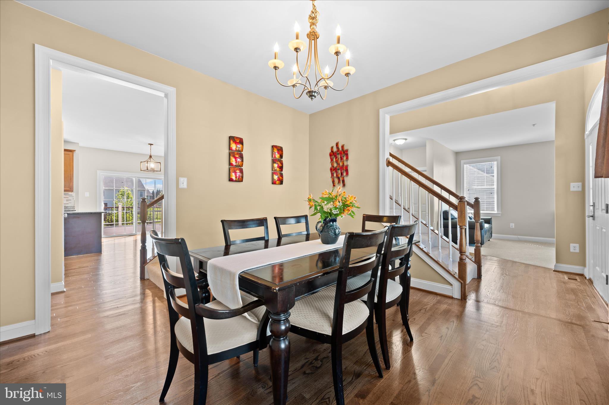 ROYAL OAKS - Residential