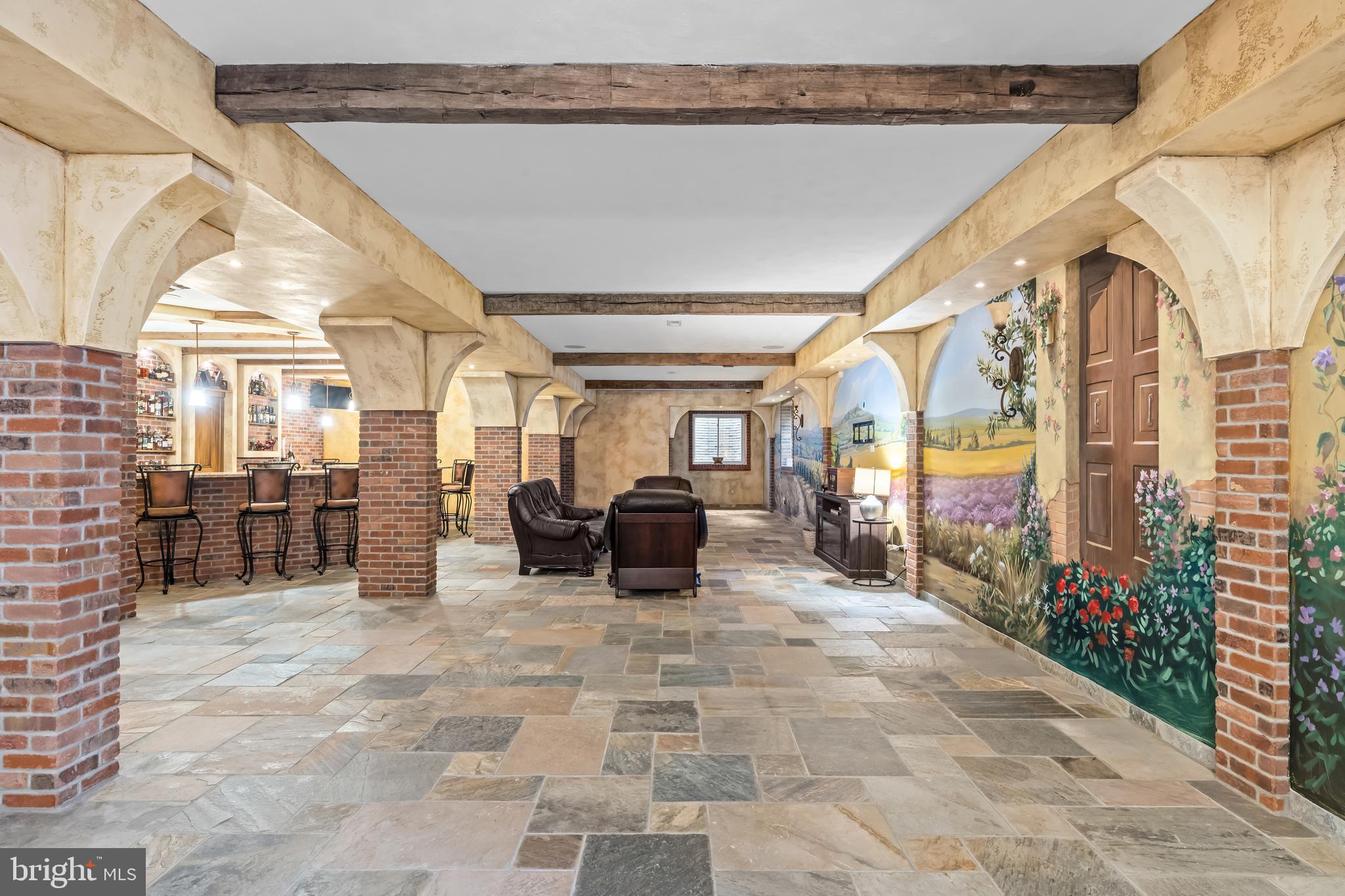 WASHINGTON CROSSING - Residential
