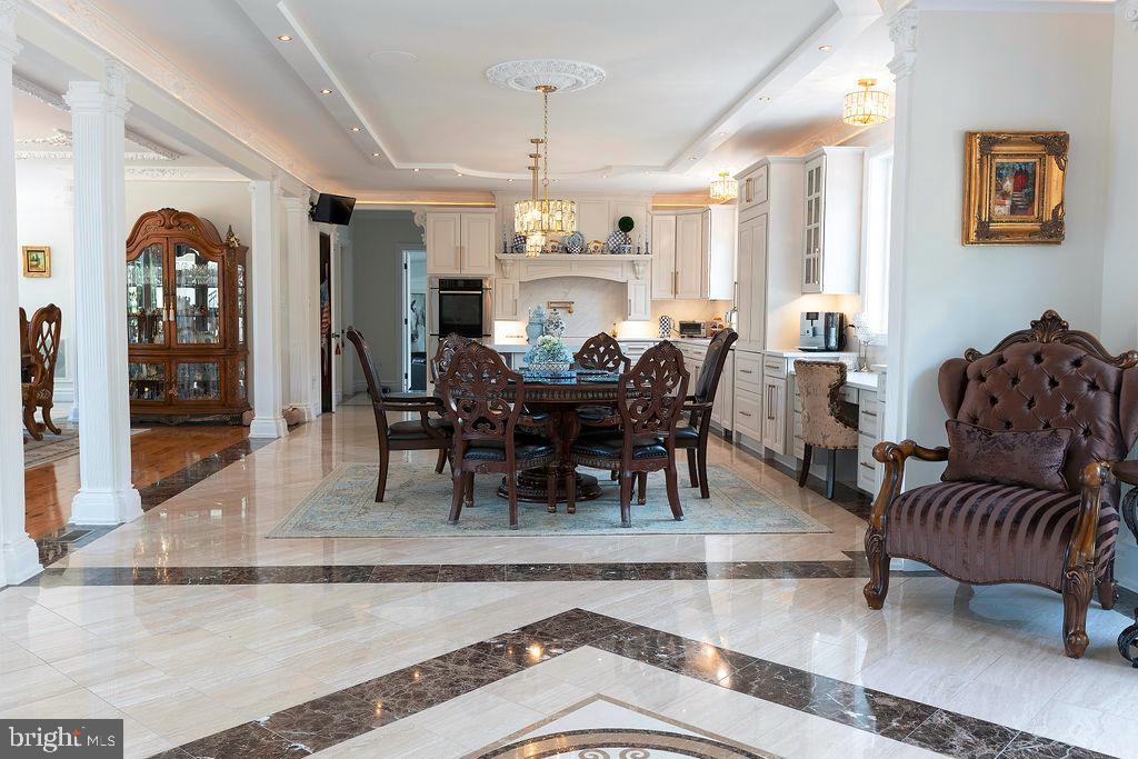 WASHINGTON CROSSING - Residential
