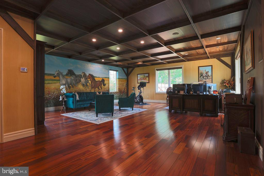 WASHINGTON CROSSING - Residential