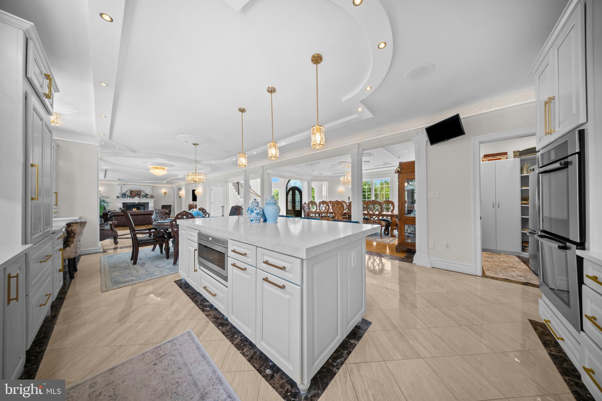 WASHINGTON CROSSING - Residential