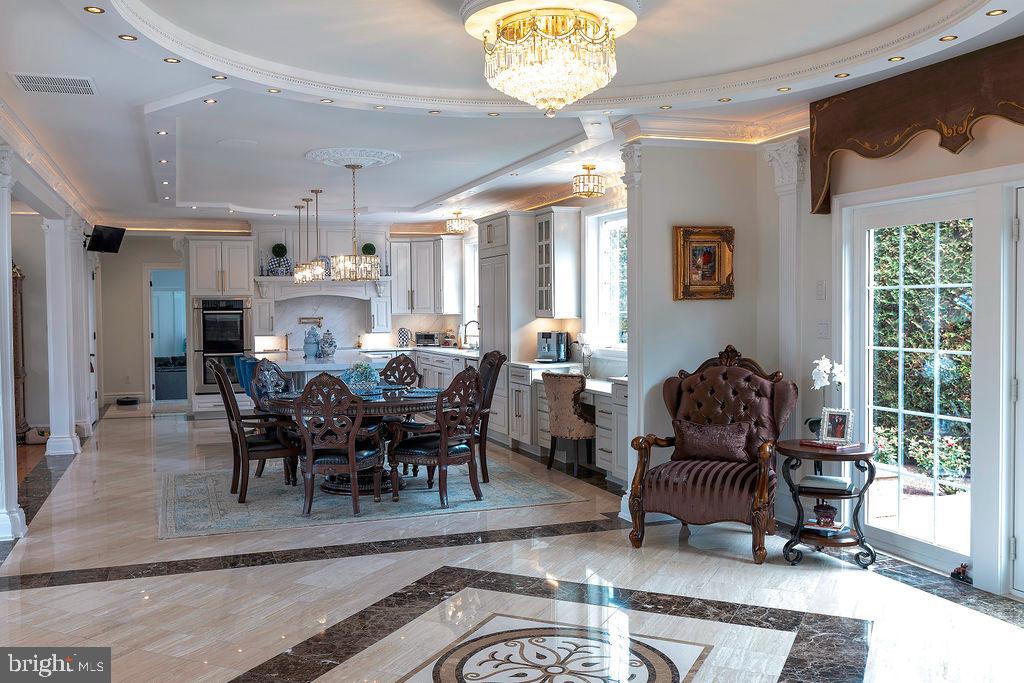 WASHINGTON CROSSING - Residential