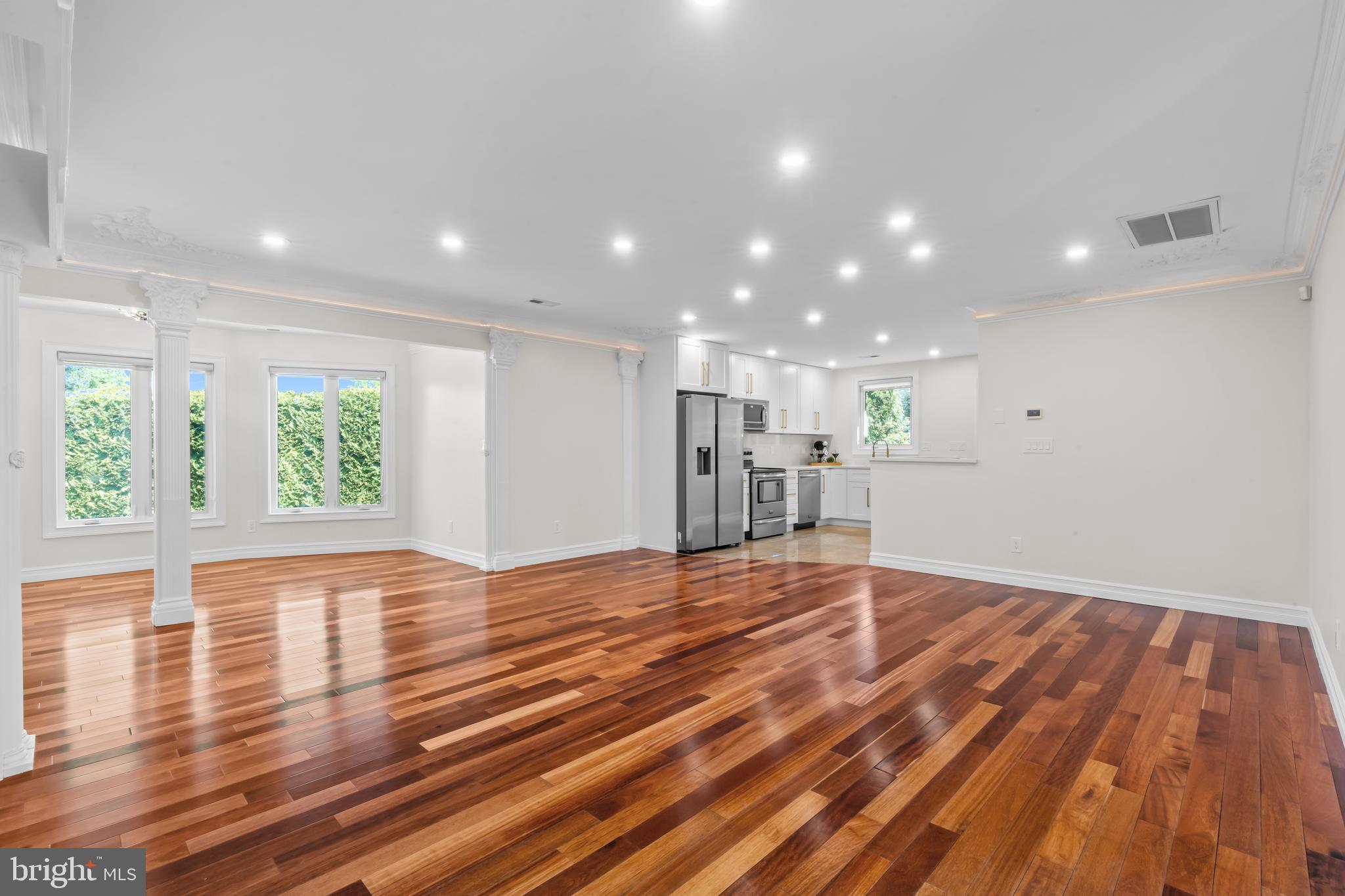 WASHINGTON CROSSING - Residential