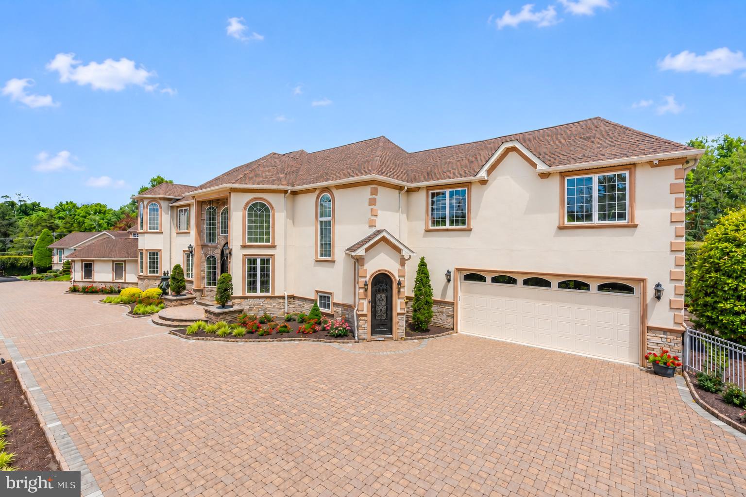 WASHINGTON CROSSING - Residential