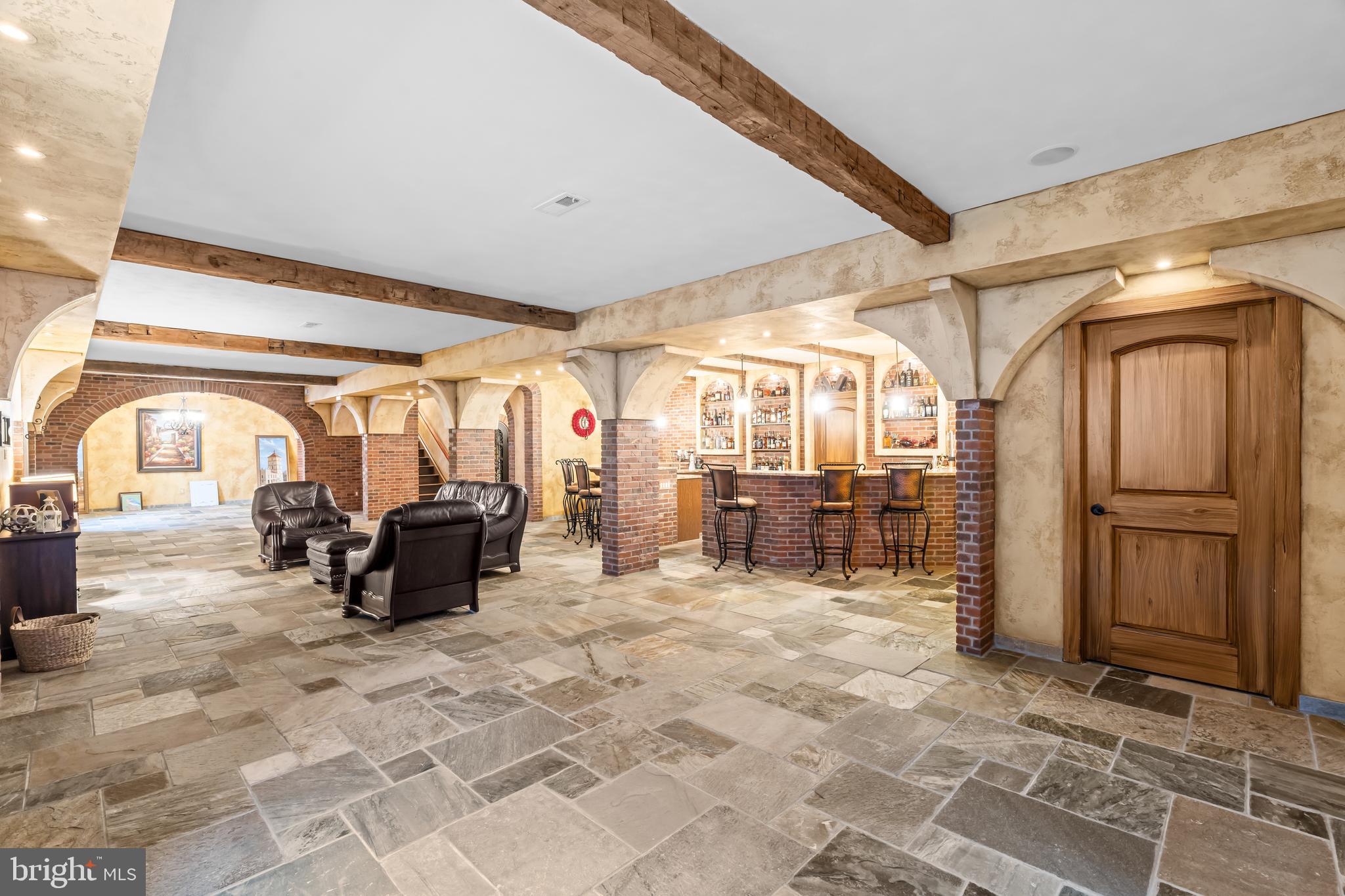 WASHINGTON CROSSING - Residential