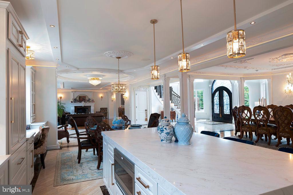 WASHINGTON CROSSING - Residential
