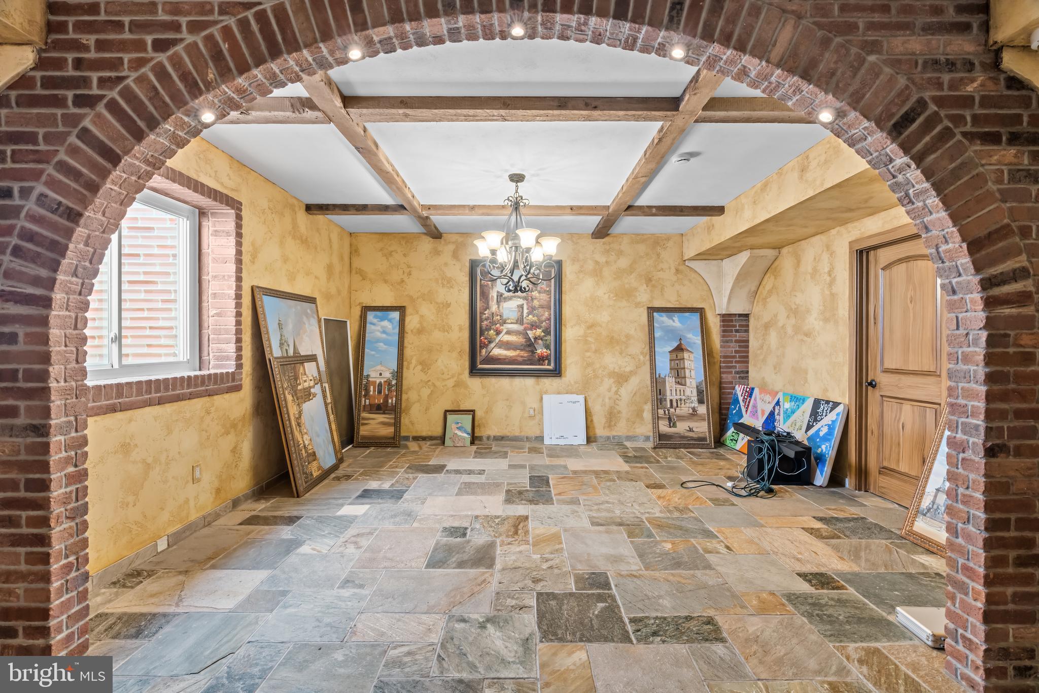 WASHINGTON CROSSING - Residential