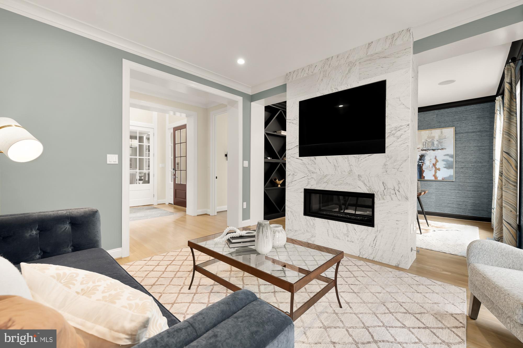 ALEXANDRIA - Residential