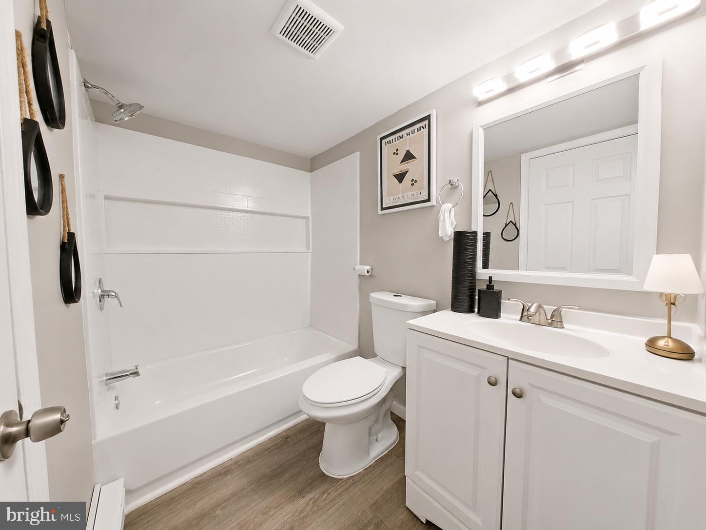 FRANKFORD - Residential