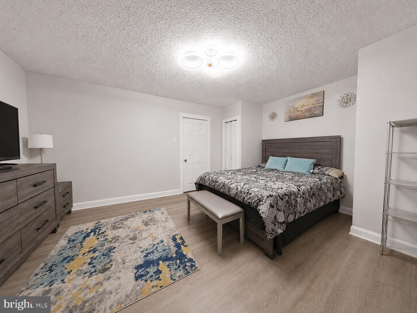 FRANKFORD - Residential