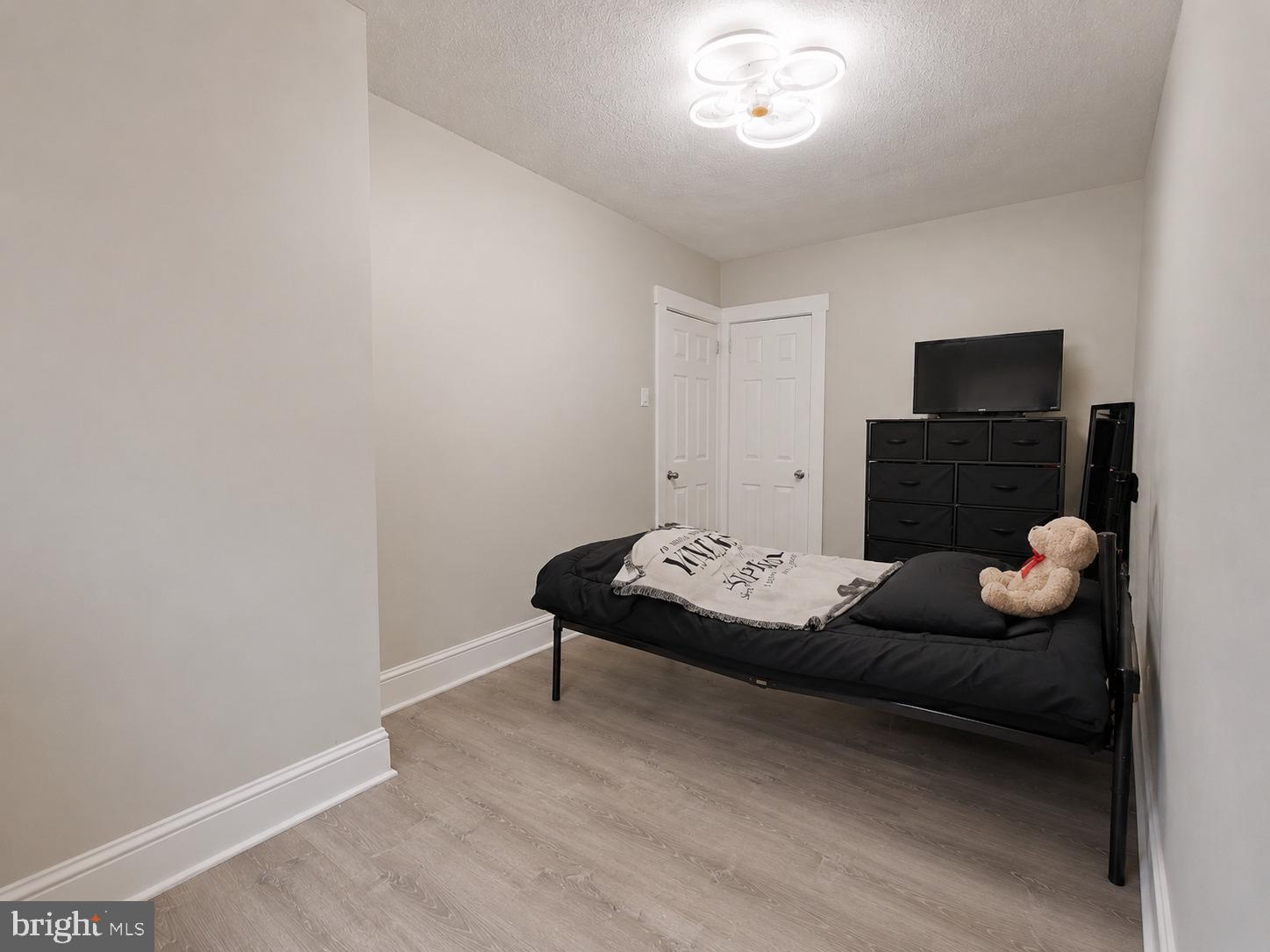 FRANKFORD - Residential