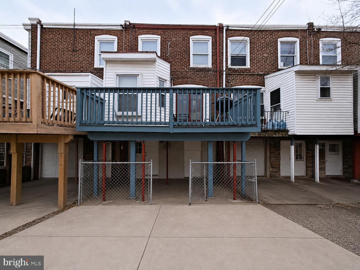 FRANKFORD - Residential