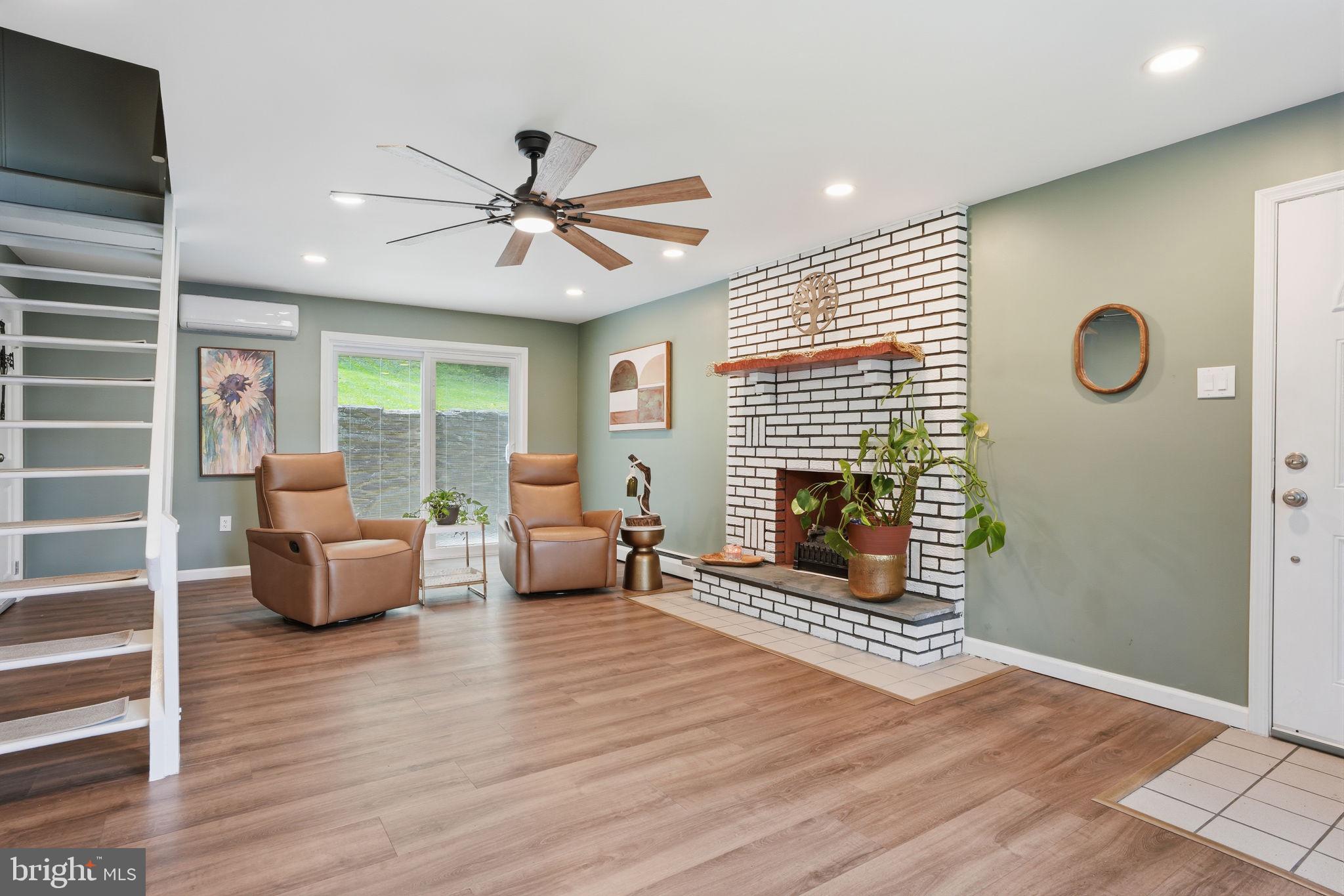BELMONT HILLS - Residential