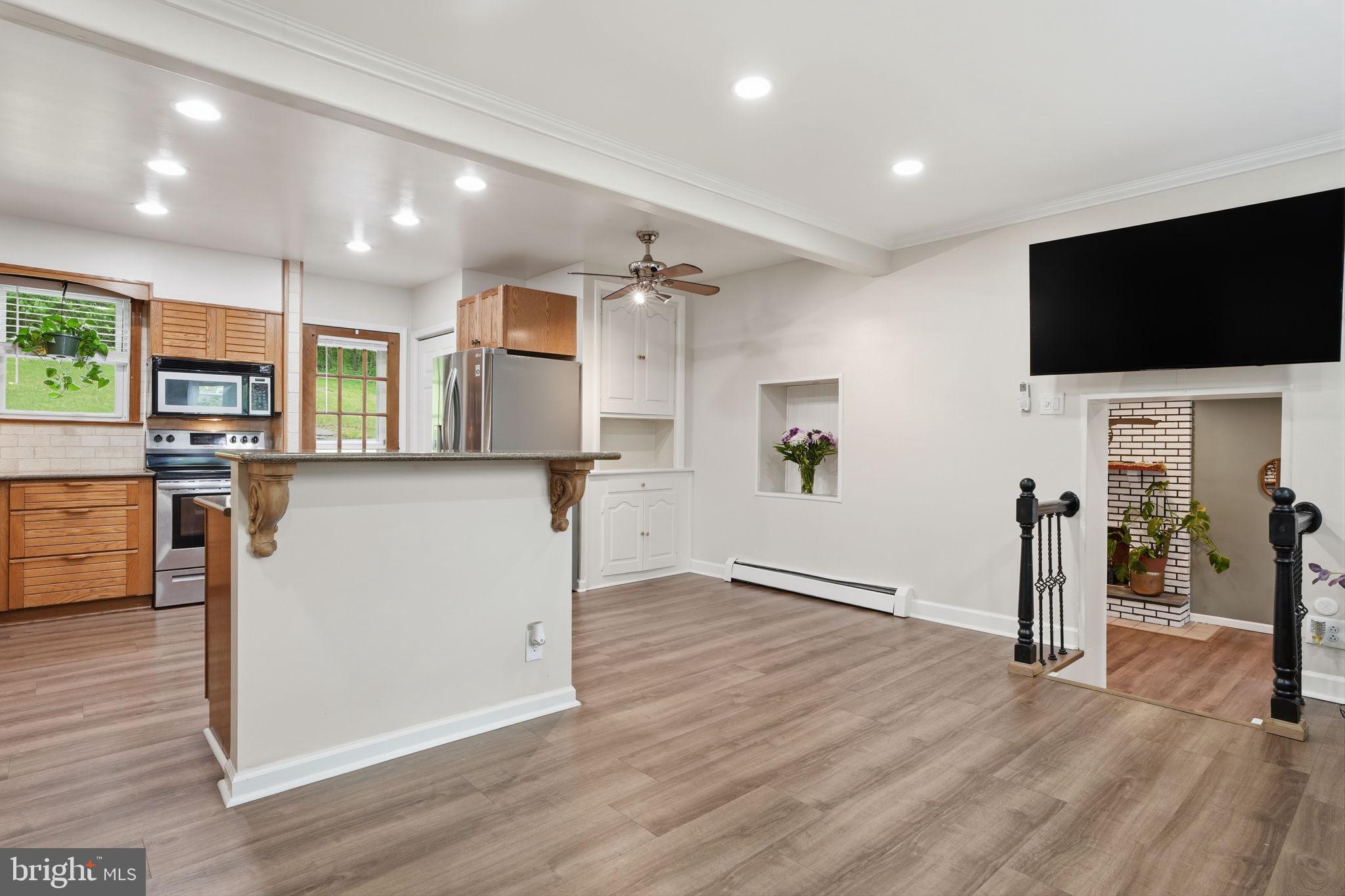 BELMONT HILLS - Residential