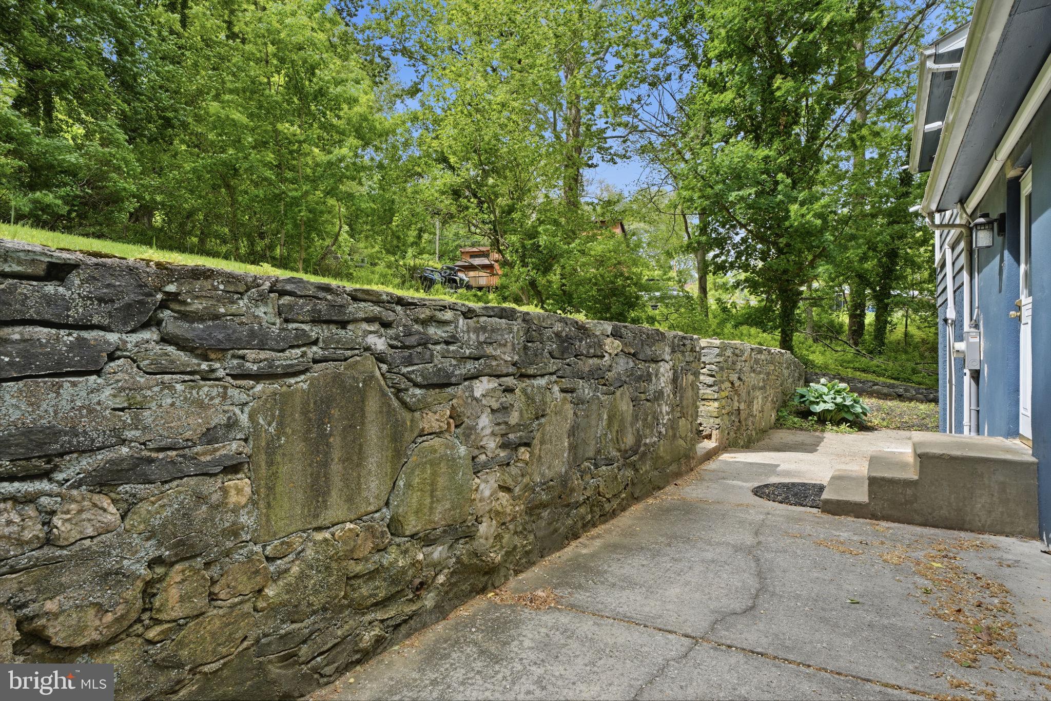 BELMONT HILLS - Residential