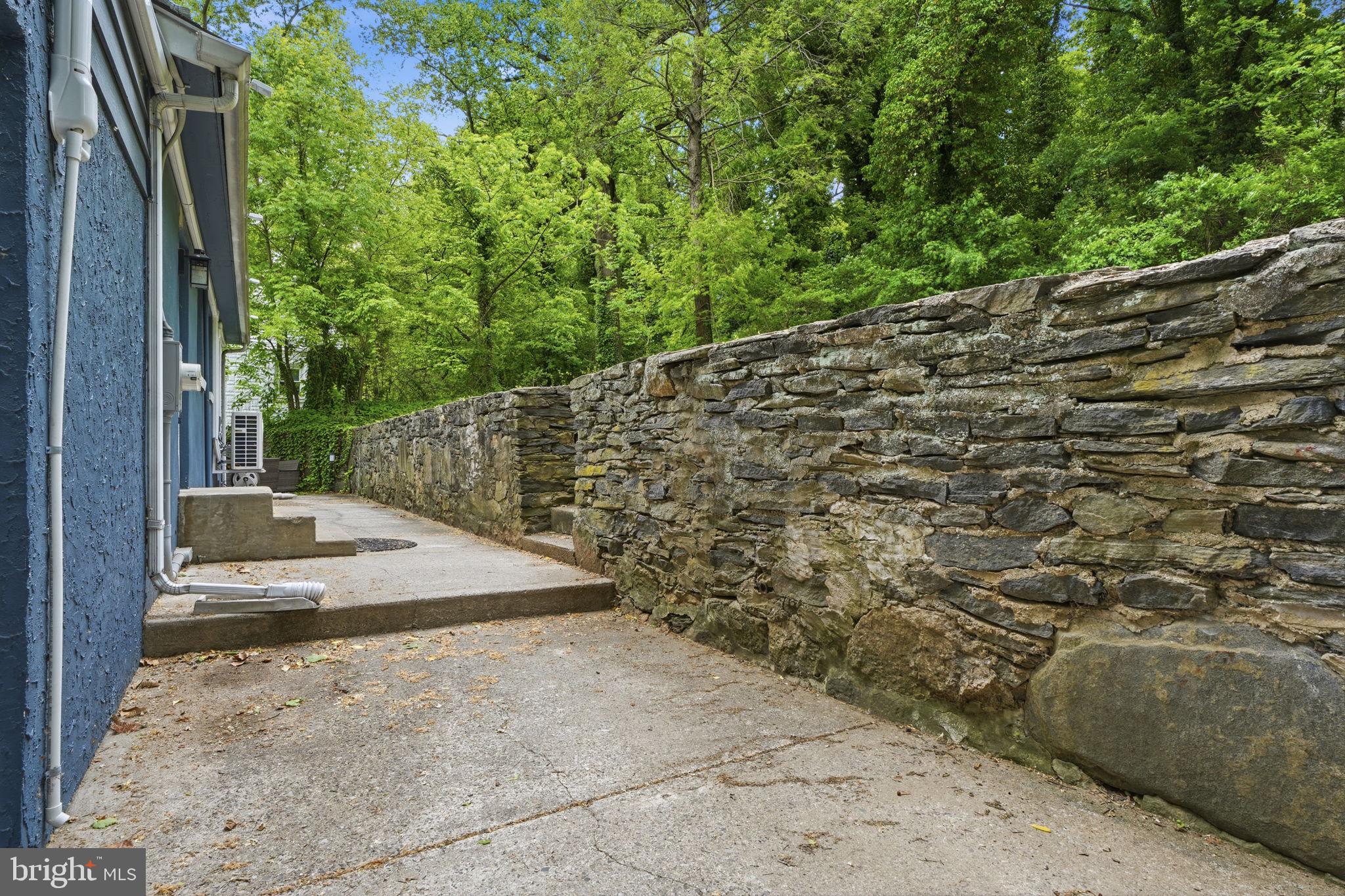 BELMONT HILLS - Residential