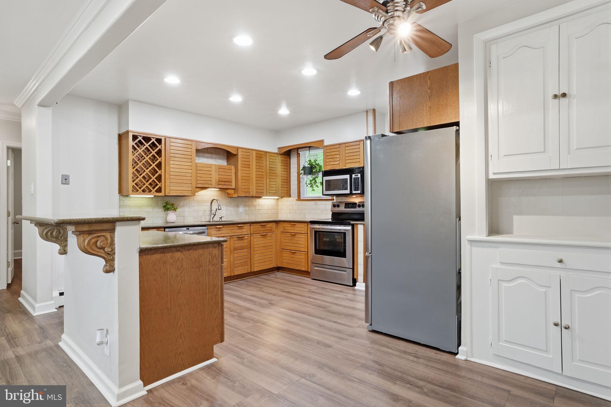 BELMONT HILLS - Residential